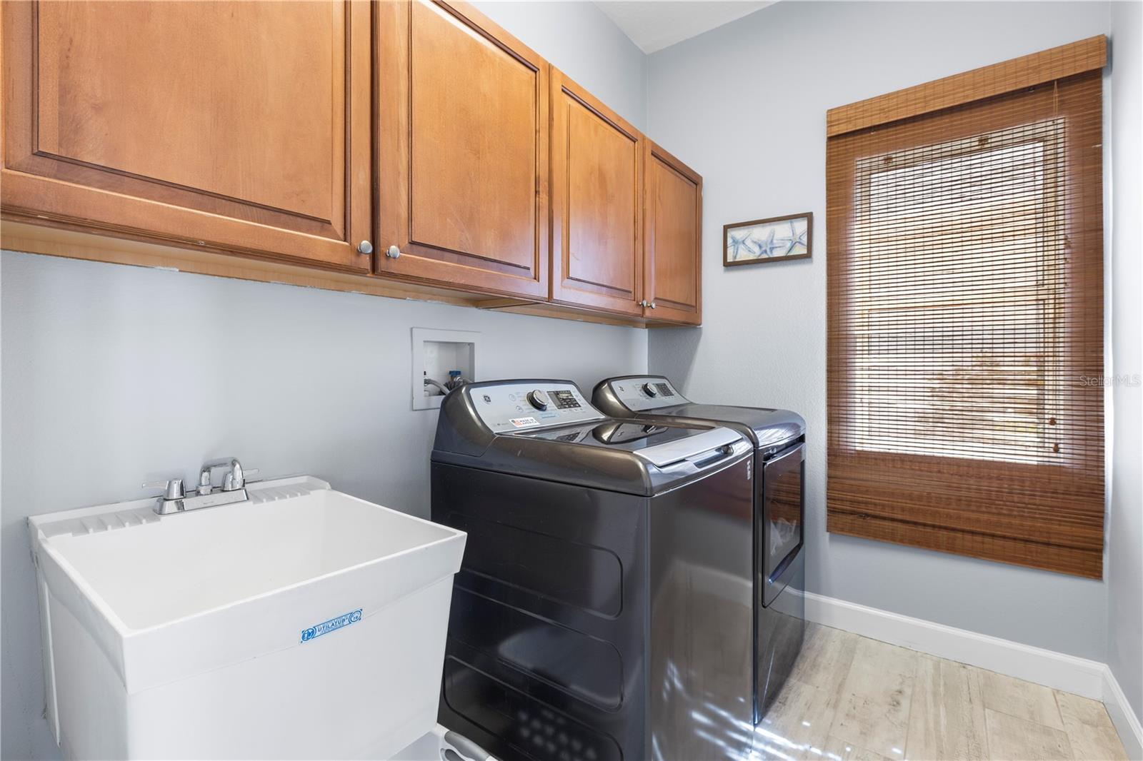 Image 45 of 70 For 1858 Mira Lago Circle