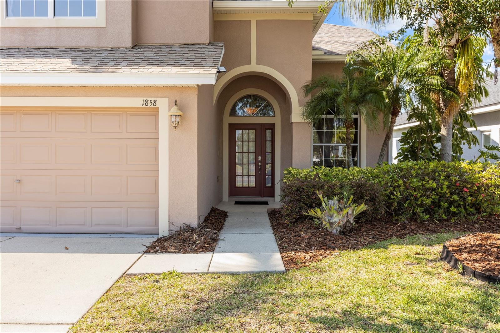 Image 5 of 70 For 1858 Mira Lago Circle