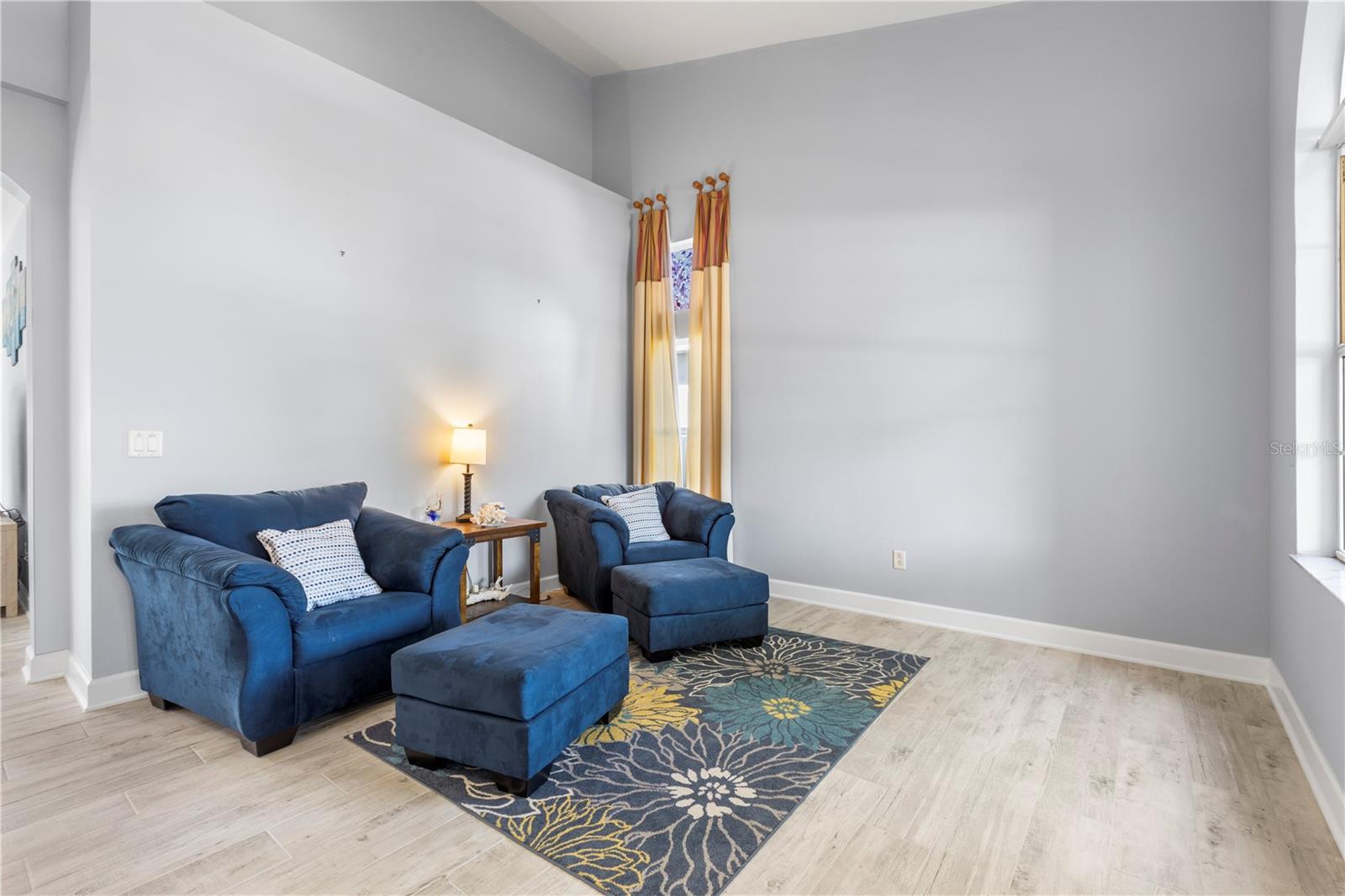 Image 9 of 70 For 1858 Mira Lago Circle