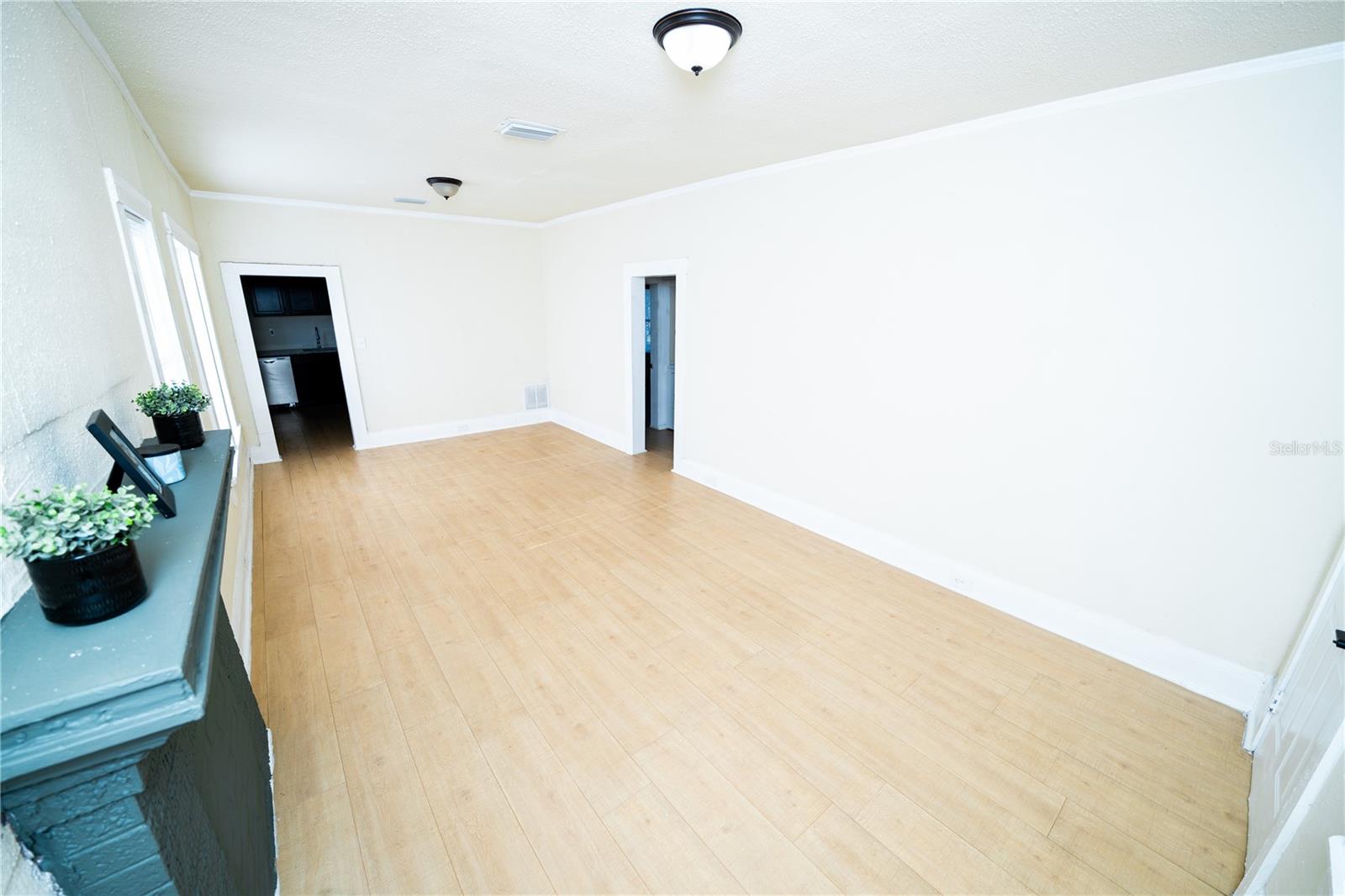 Image 8 of 35 For 3515 8th Avenue