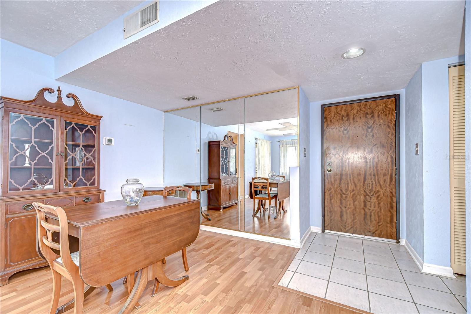 Image 9 of 30 For 13602 Village Drive 1309
