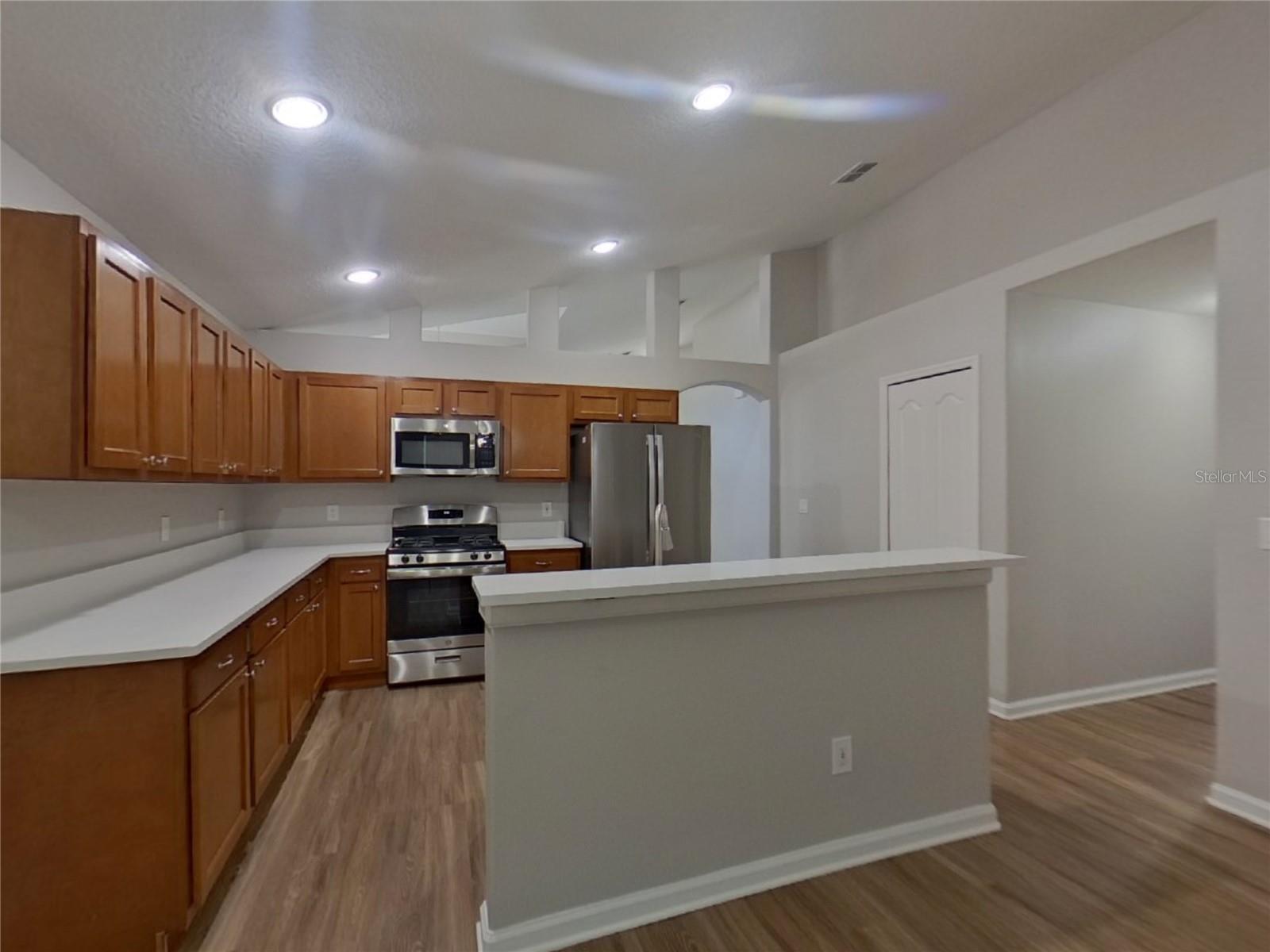Image 8 of 19 For 2512 Meadow Oaks Loop