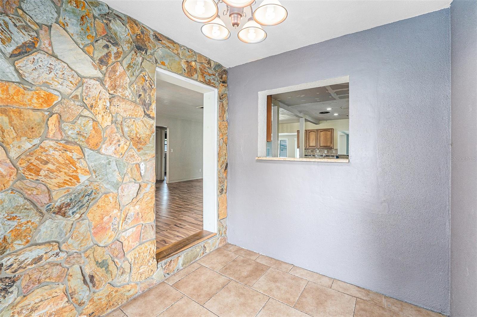 Image 4 of 30 For 109 Nimbus Avenue