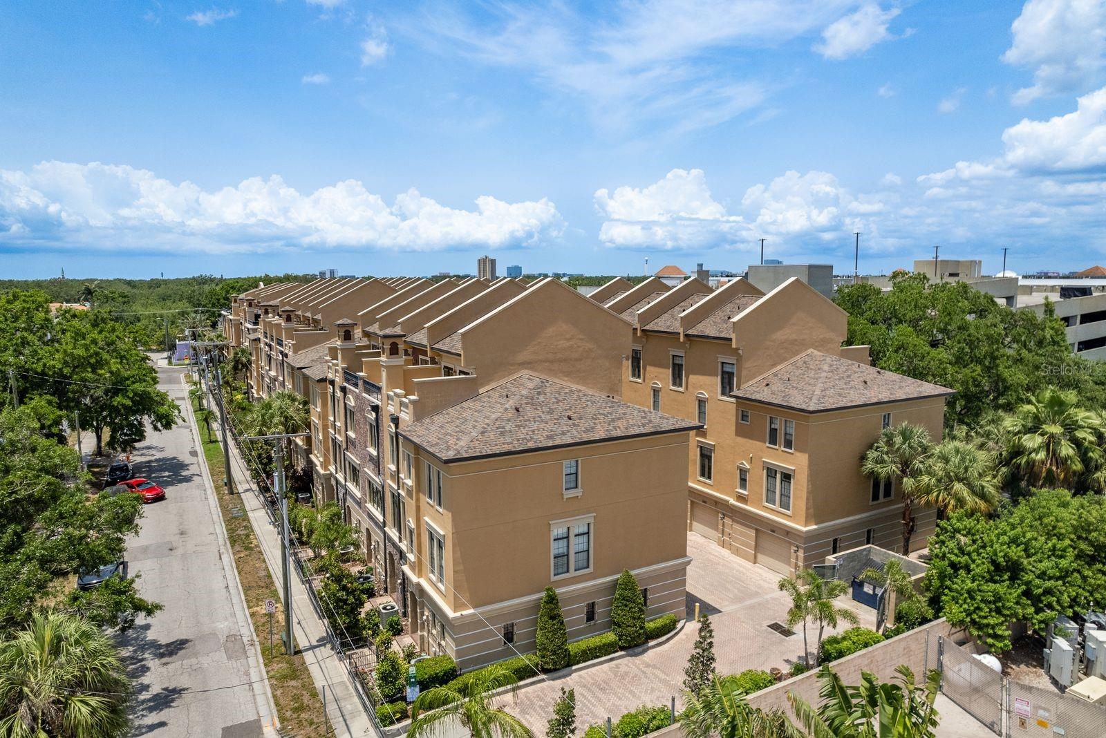 Image 29 of 30 For 2221 Soho Bay Court