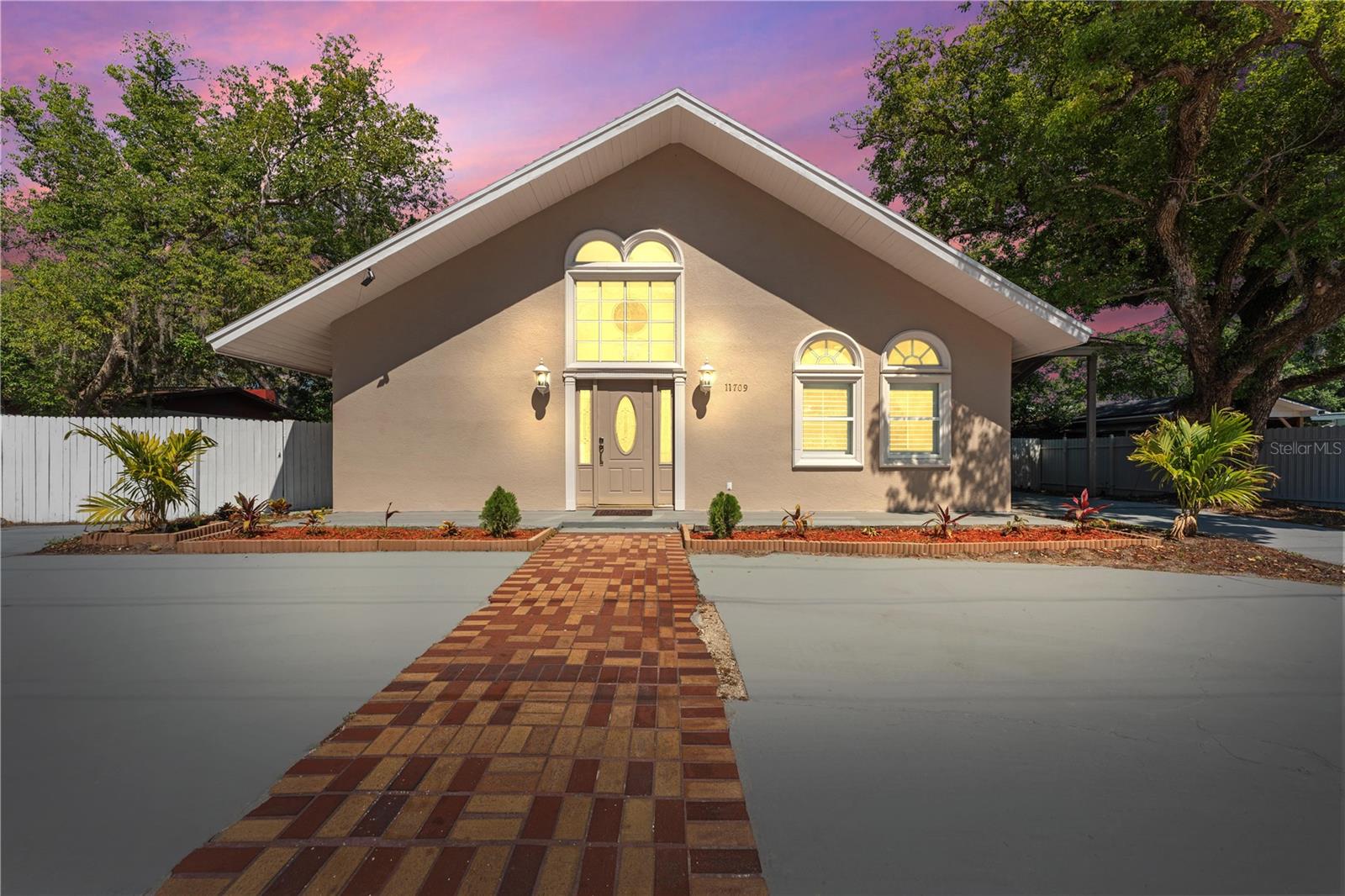 Details for 11709 Armenia Avenue, TAMPA, FL 33612
