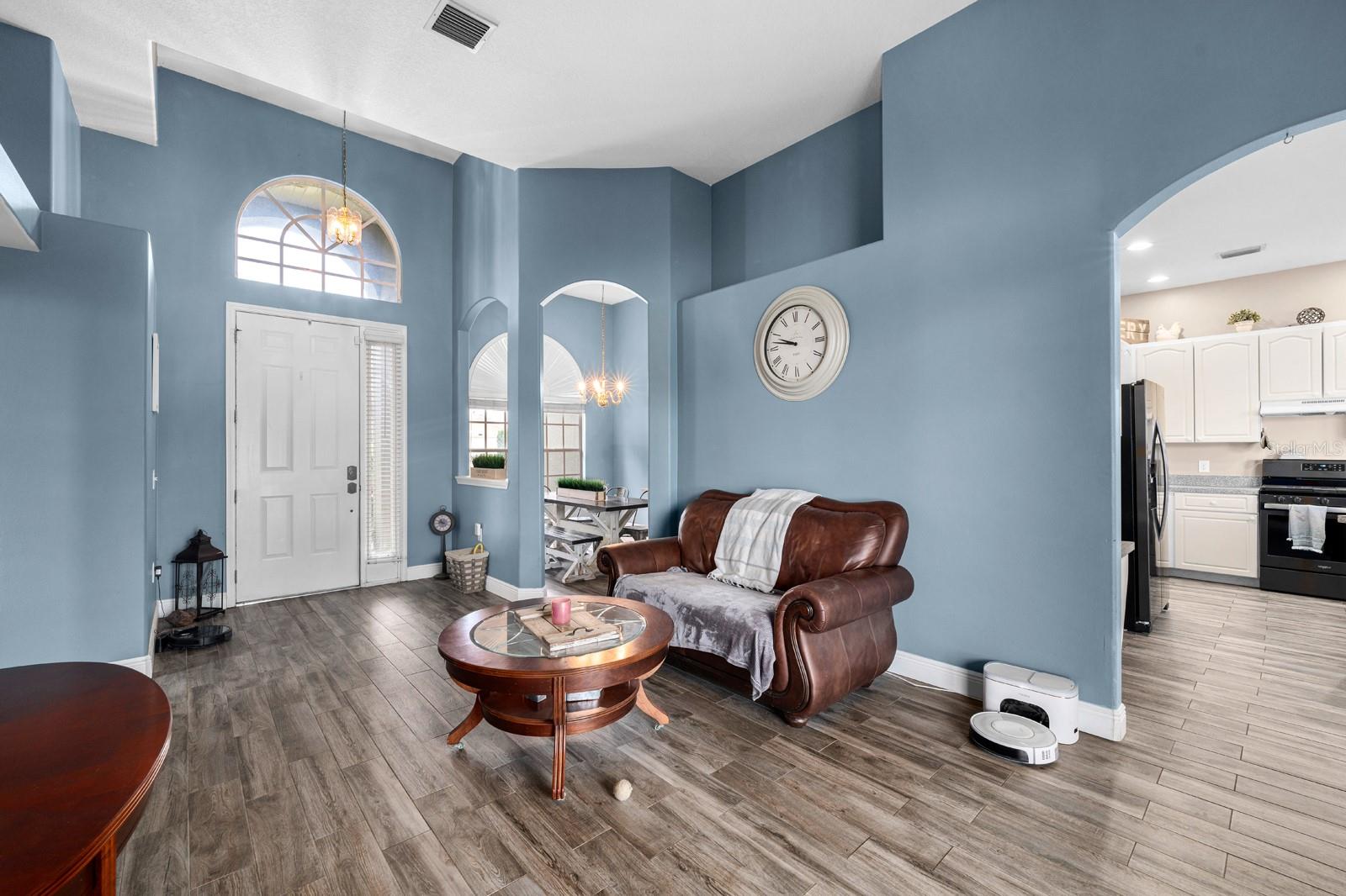 Image 11 of 40 For 2808 Abbey Grove Drive