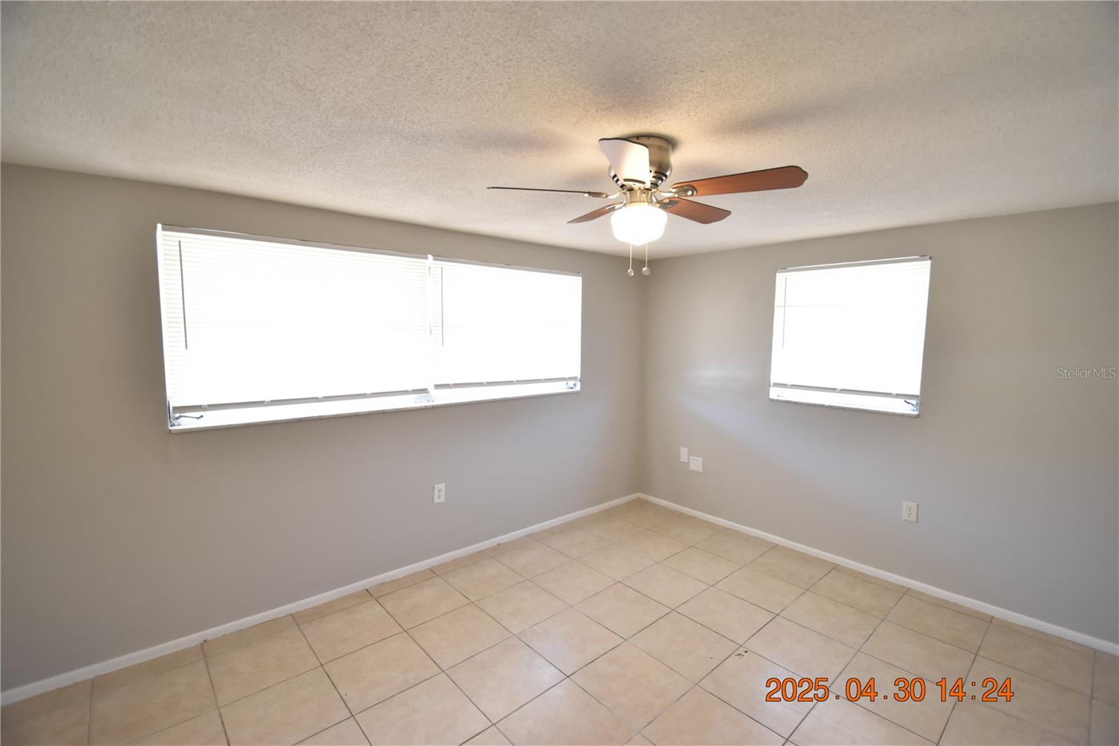Image 23 of 44 For 3221 Topp Drive