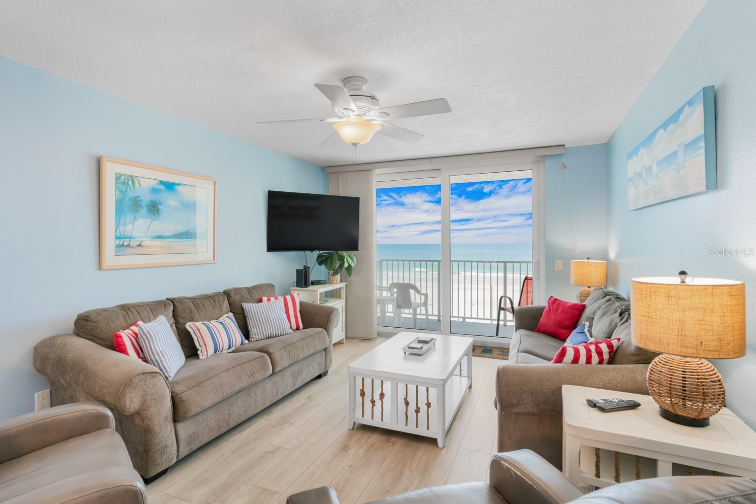 Image 24 of 43 For 18650 Gulf Boulevard 203