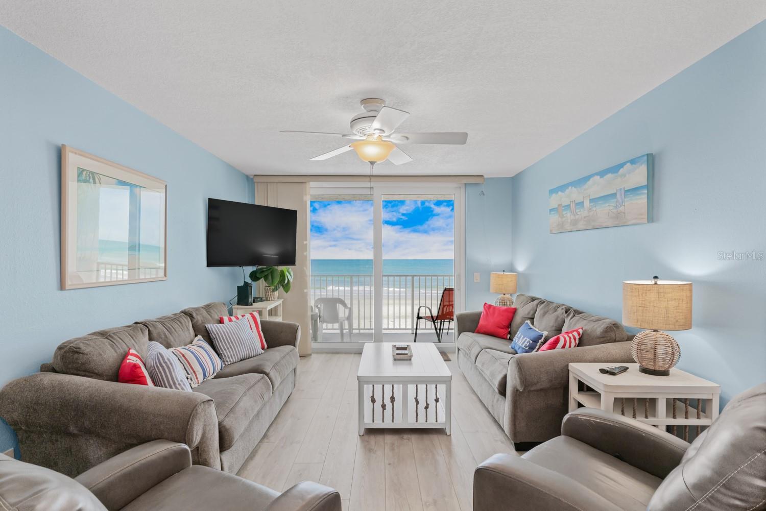 Image 3 of 43 For 18650 Gulf Boulevard 203