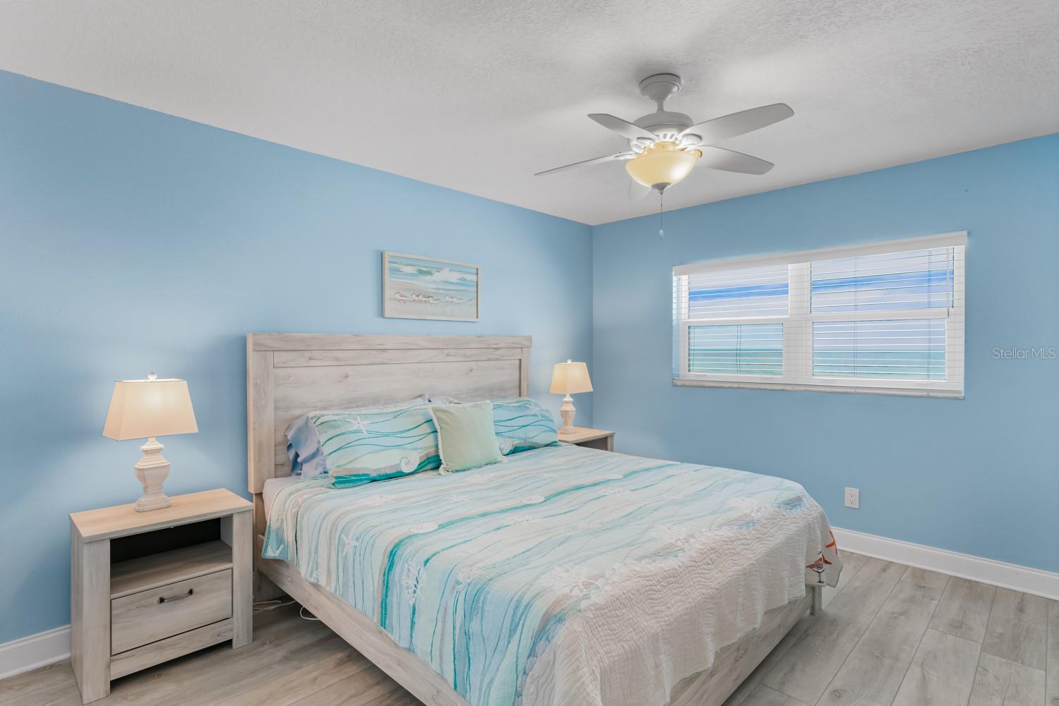 Image 31 of 43 For 18650 Gulf Boulevard 203