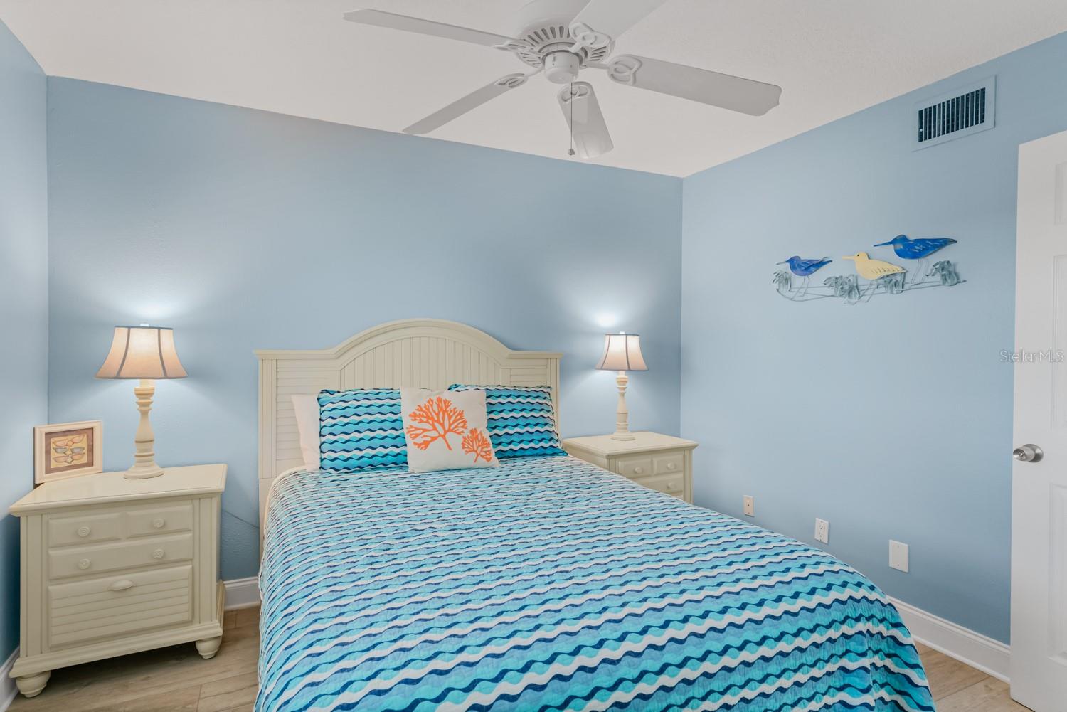 Image 35 of 43 For 18650 Gulf Boulevard 203