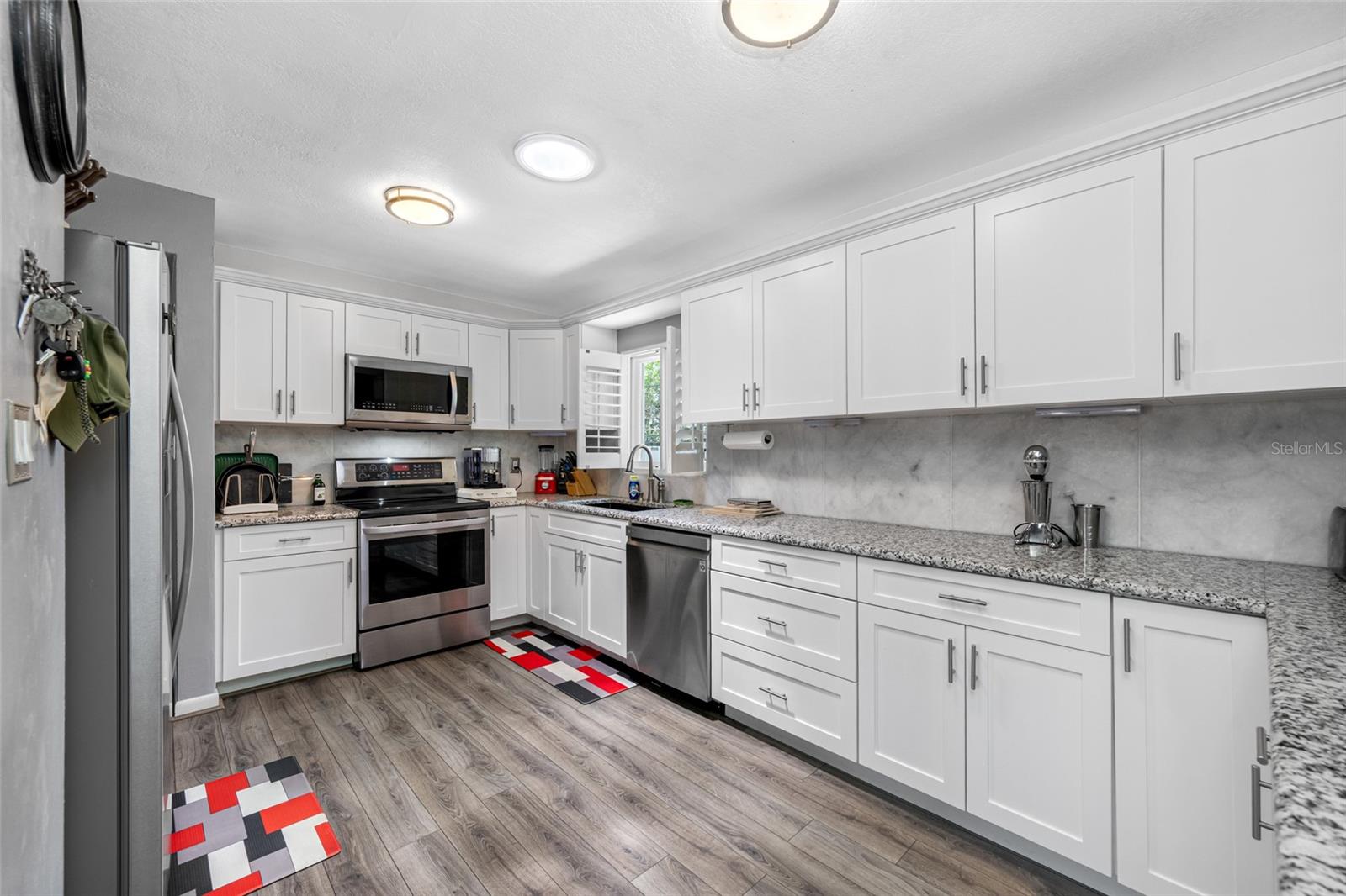 Image 12 of 47 For 8444 8th Way N