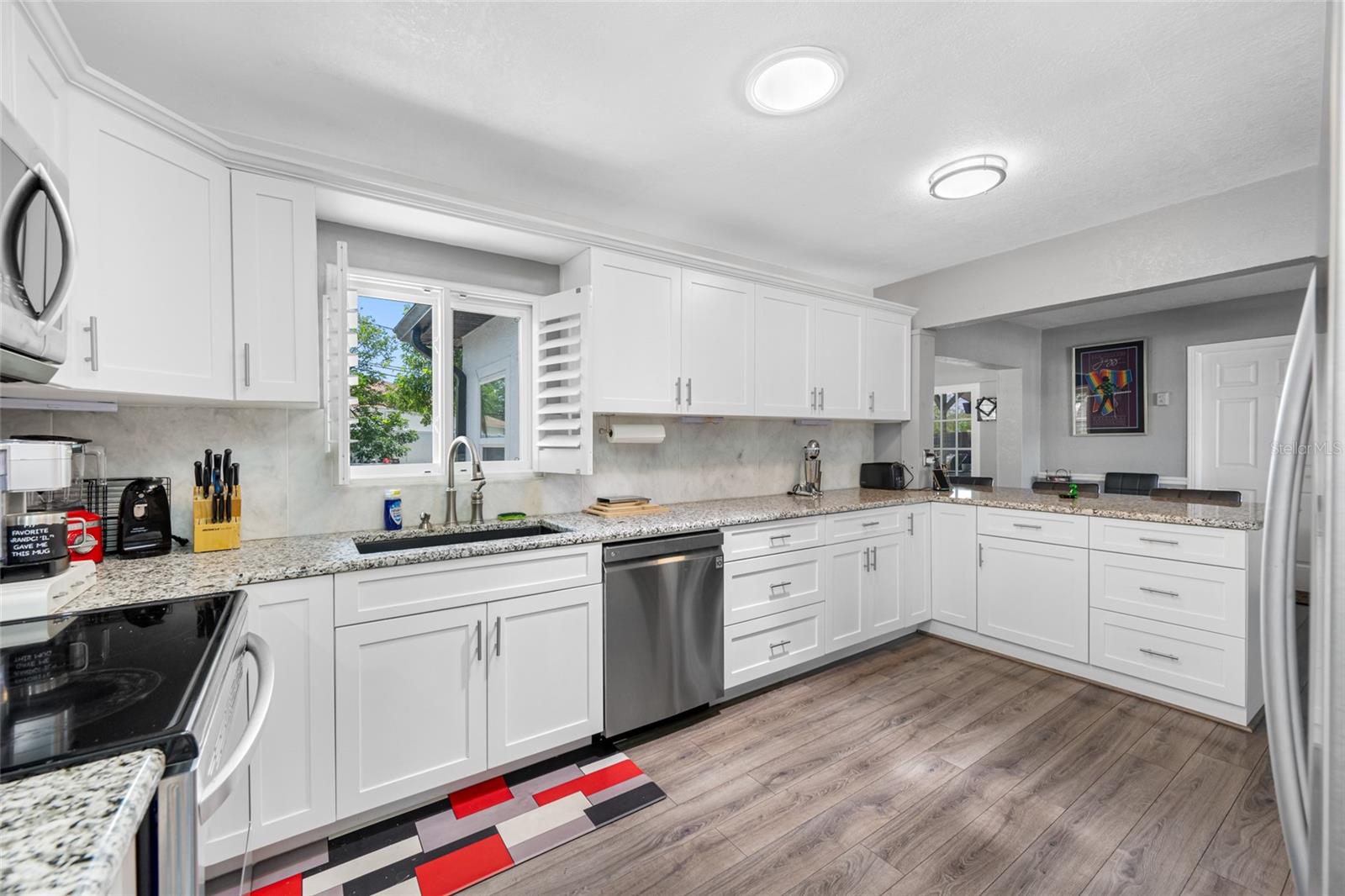 Image 23 of 47 For 8444 8th Way N