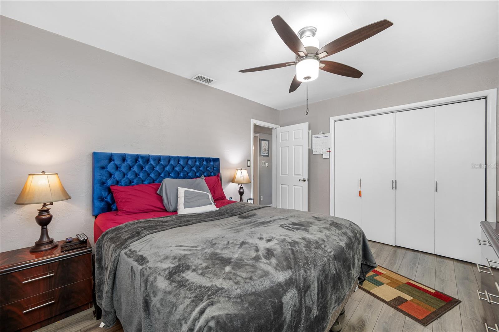 Image 27 of 47 For 8444 8th Way N