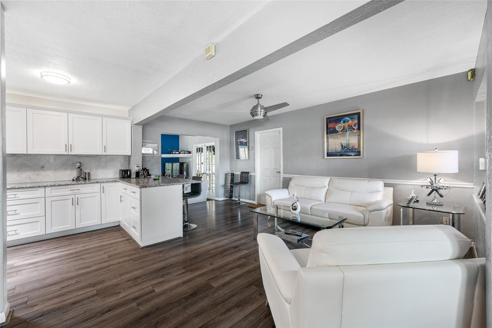 Image 3 of 47 For 8444 8th Way N
