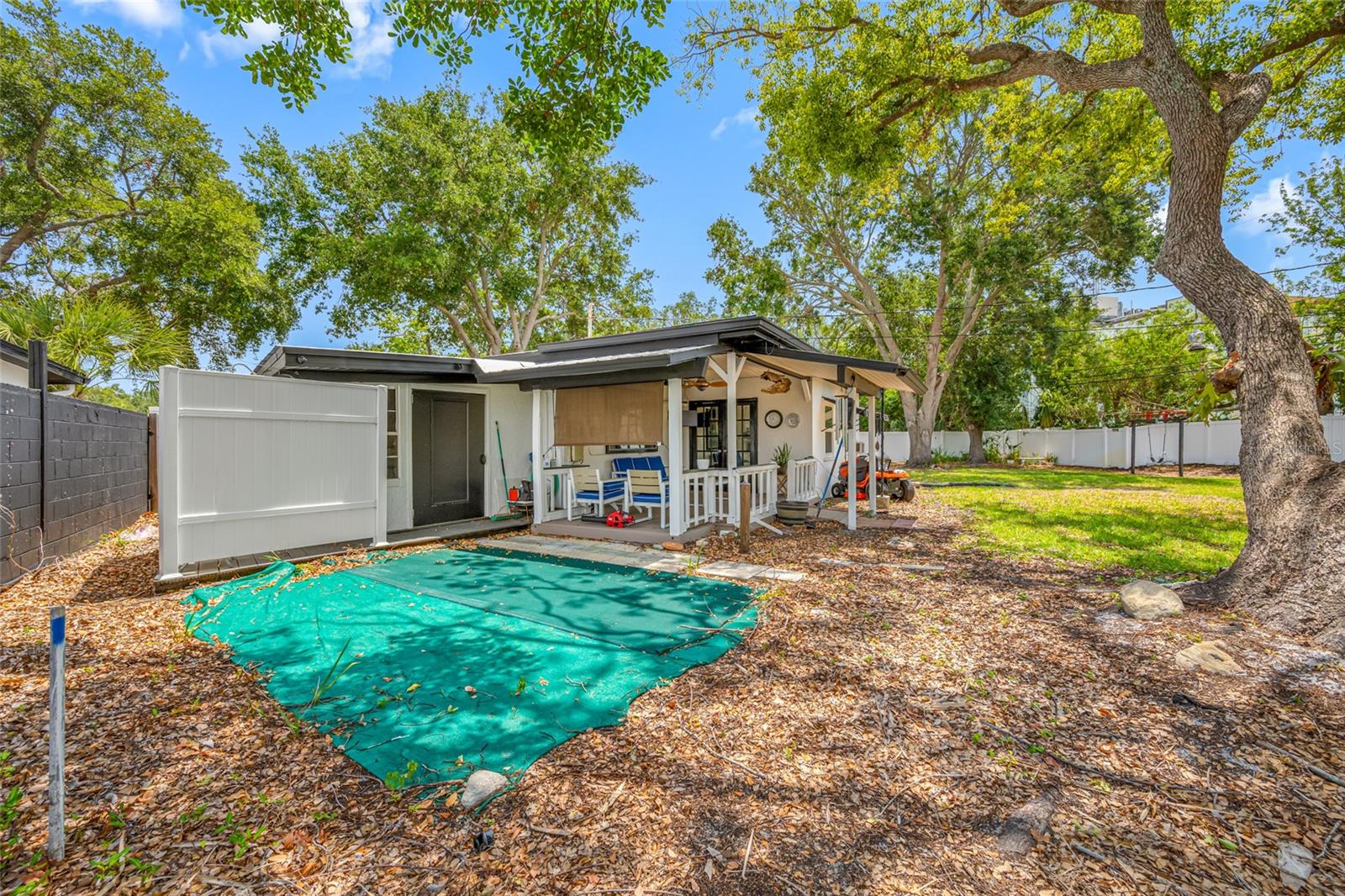 Image 36 of 47 For 8444 8th Way N