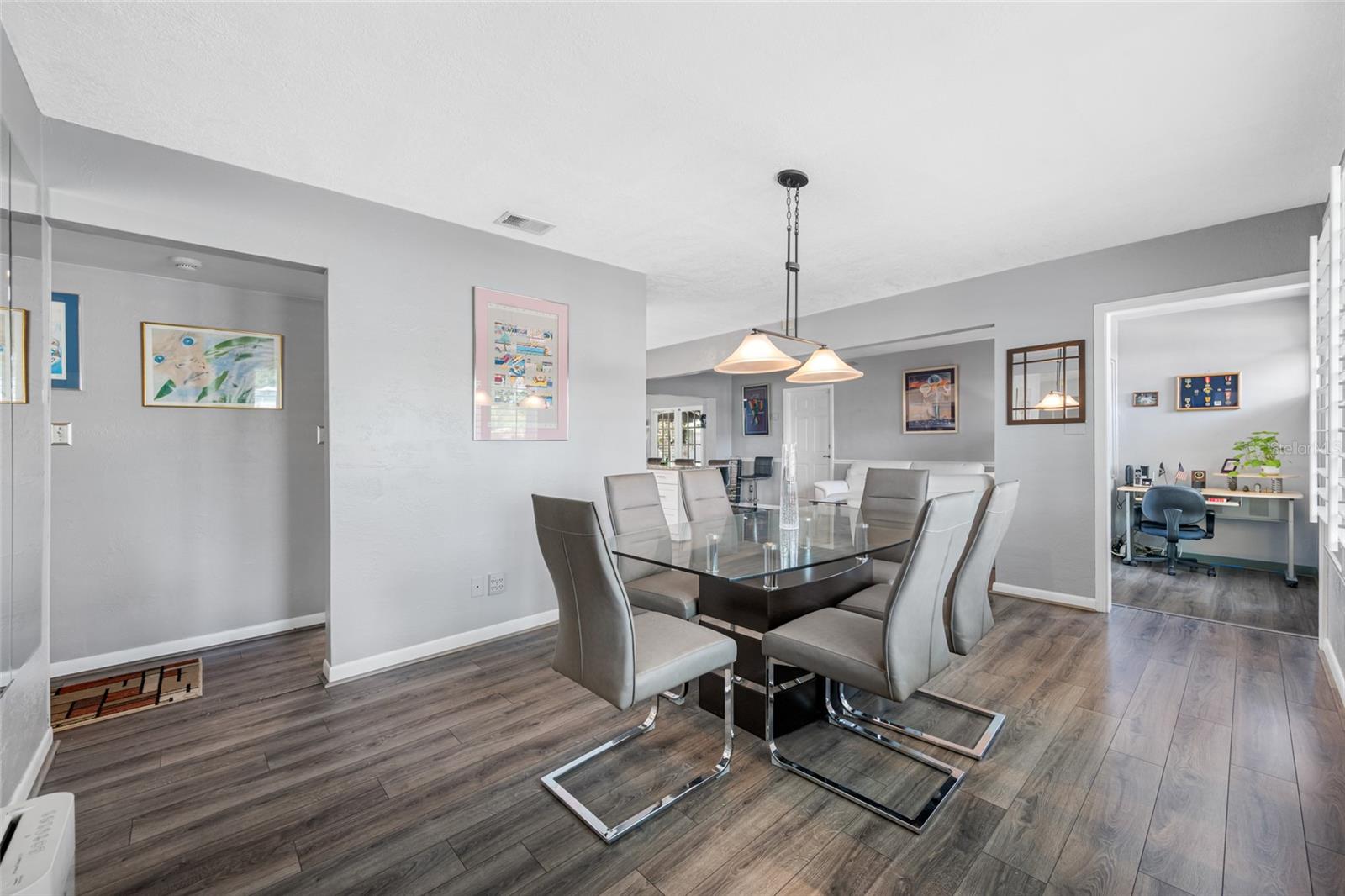Image 8 of 47 For 8444 8th Way N