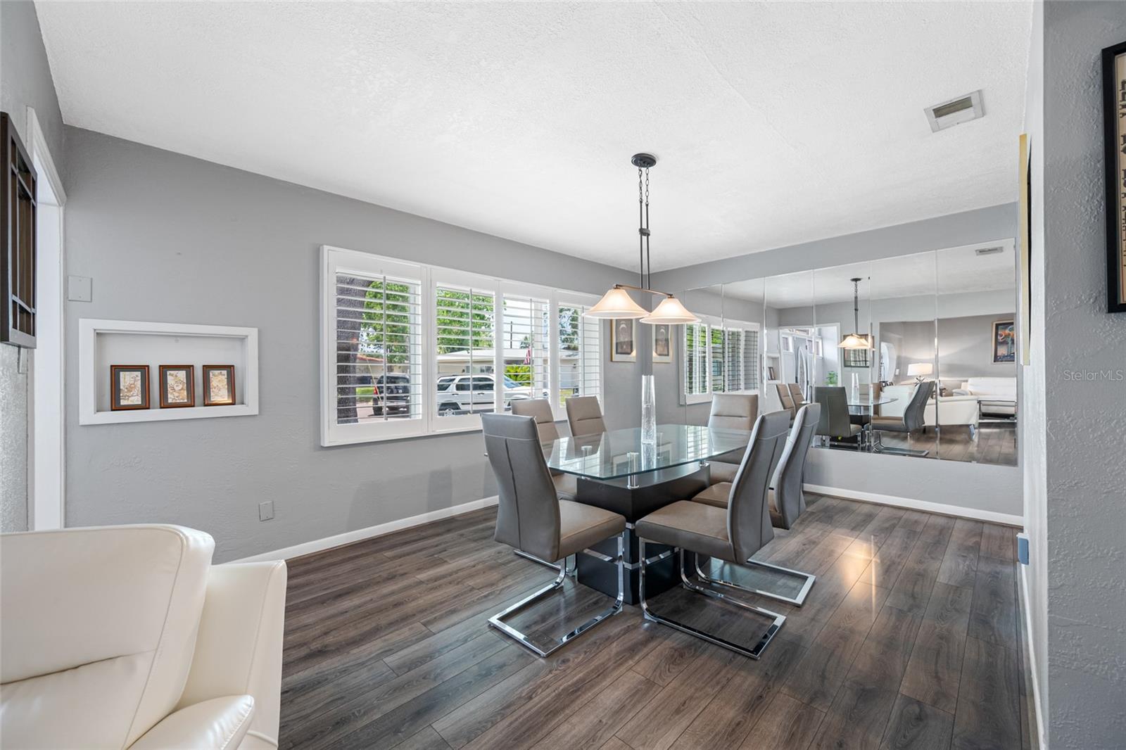 Image 9 of 47 For 8444 8th Way N