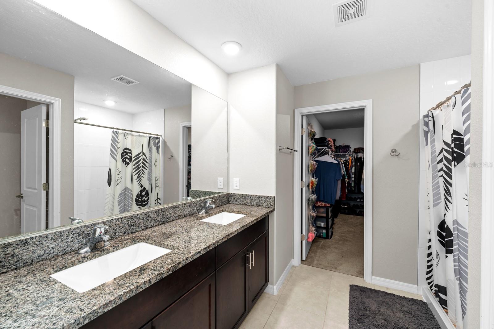 Image 25 of 30 For 13380 Great Plains Drive