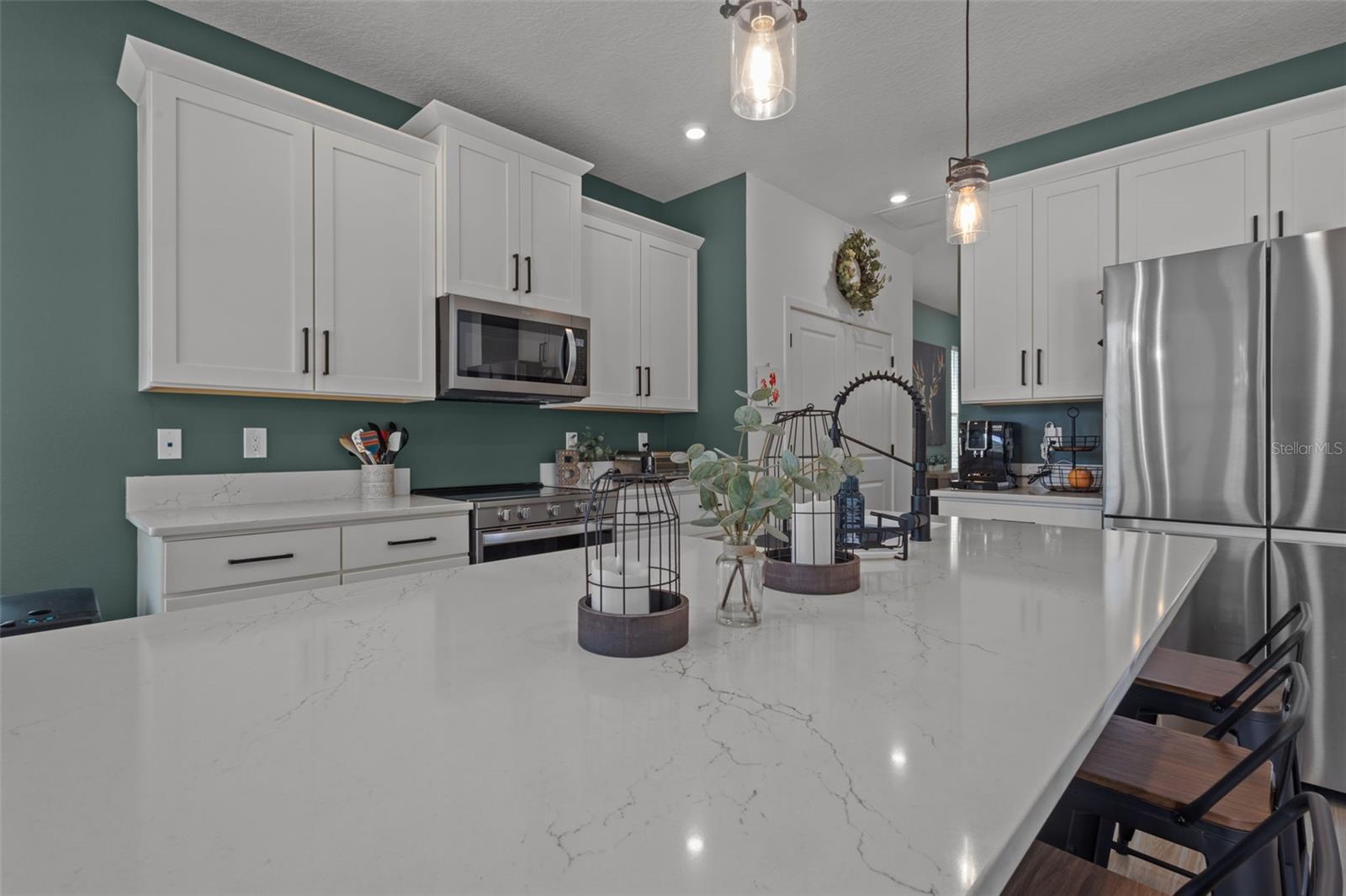 Image 11 of 45 For 710 River Heights Avenue