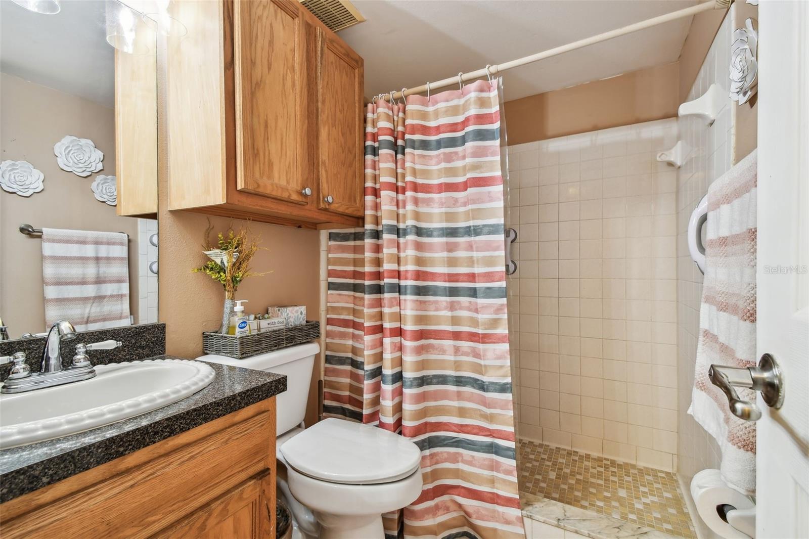 Image 31 of 92 For 8531 Woodcrest Drive