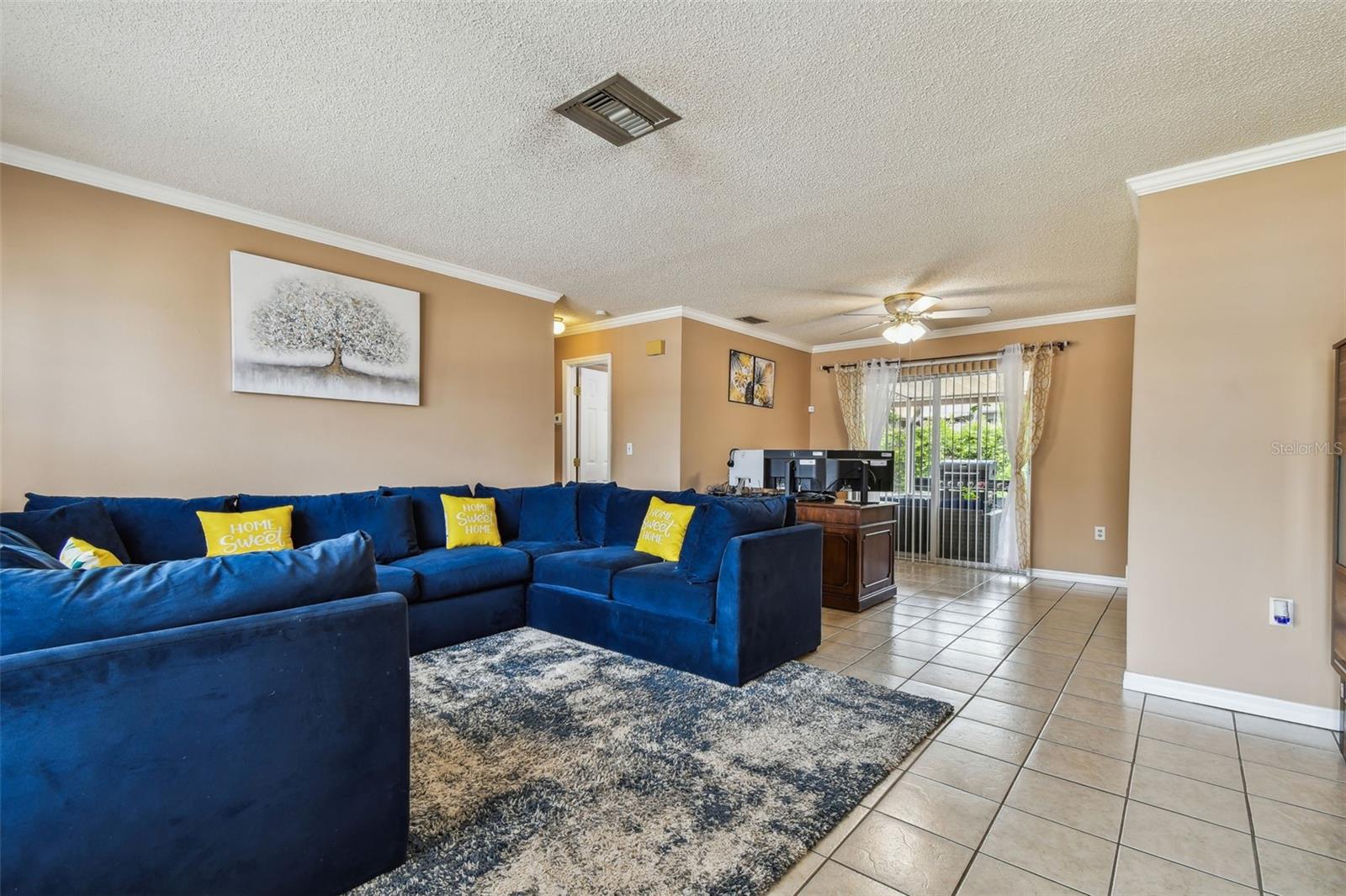 Image 4 of 92 For 8531 Woodcrest Drive