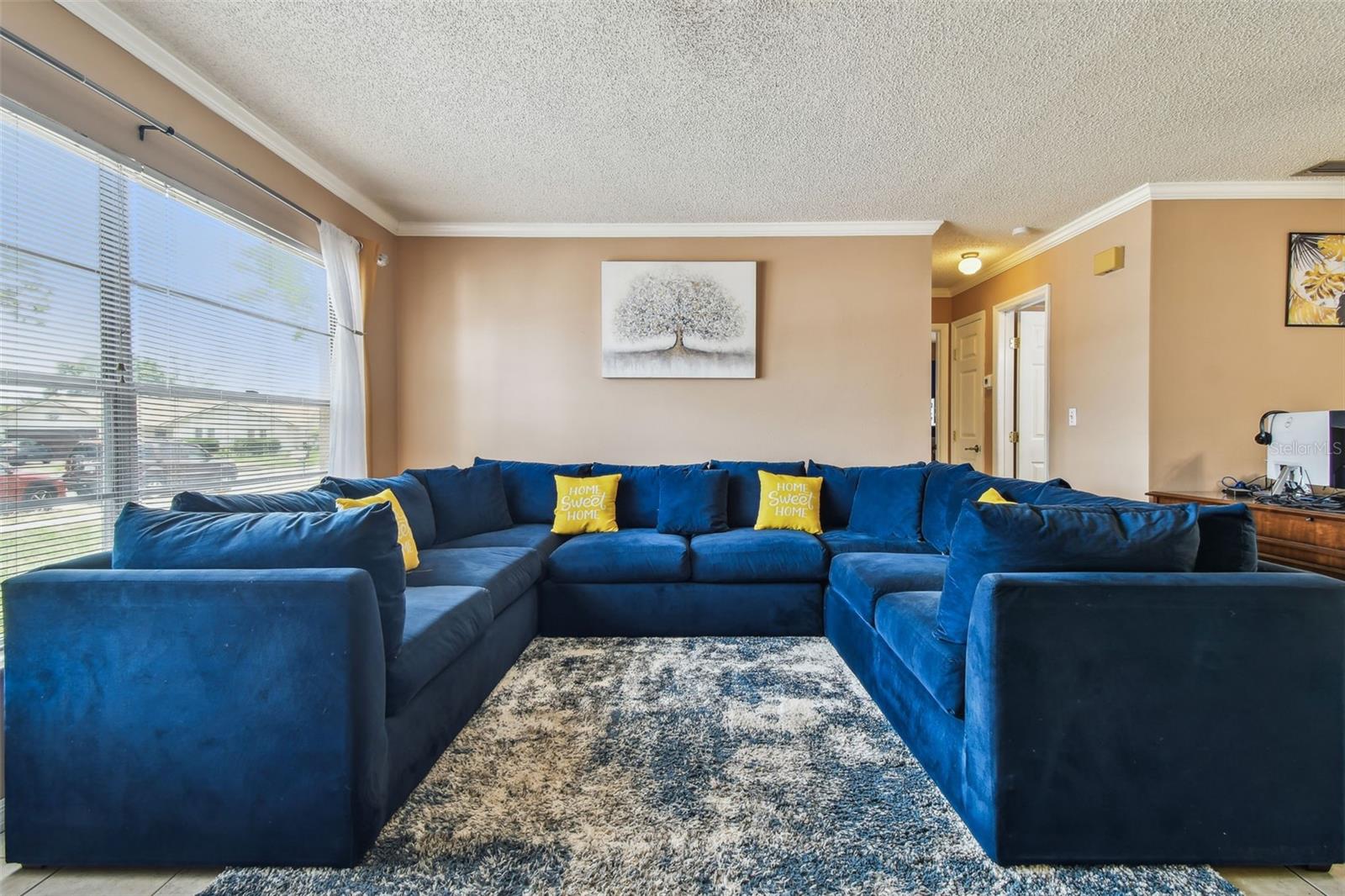 Image 5 of 92 For 8531 Woodcrest Drive