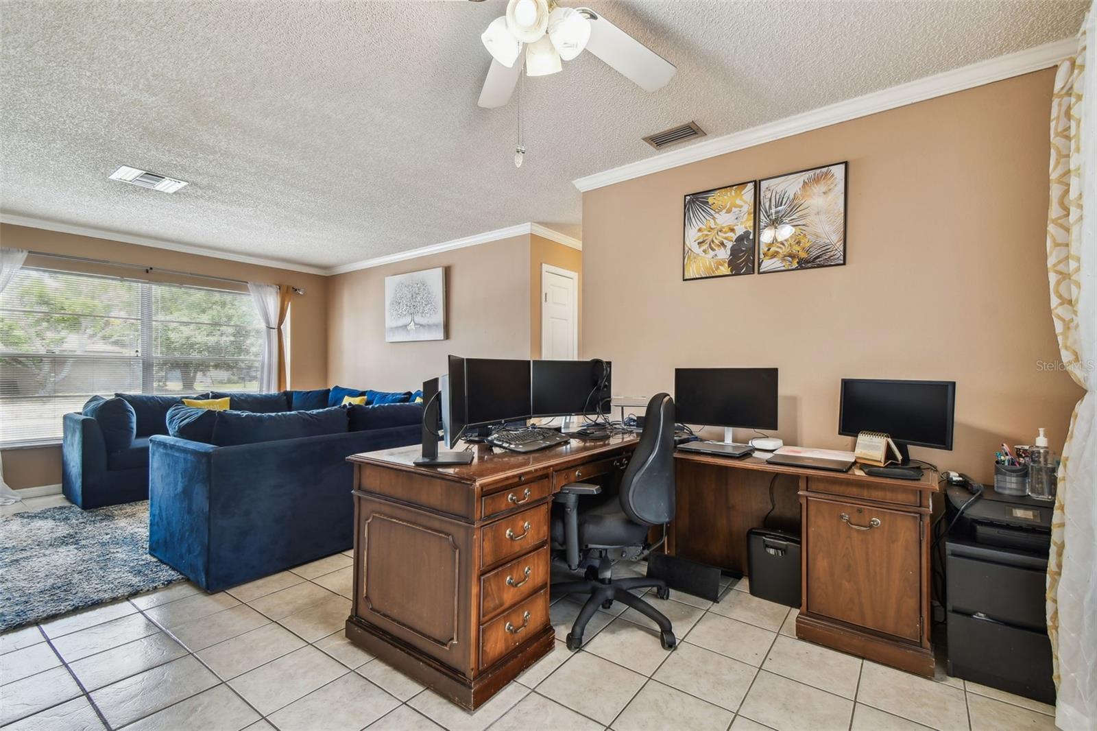 Image 9 of 92 For 8531 Woodcrest Drive