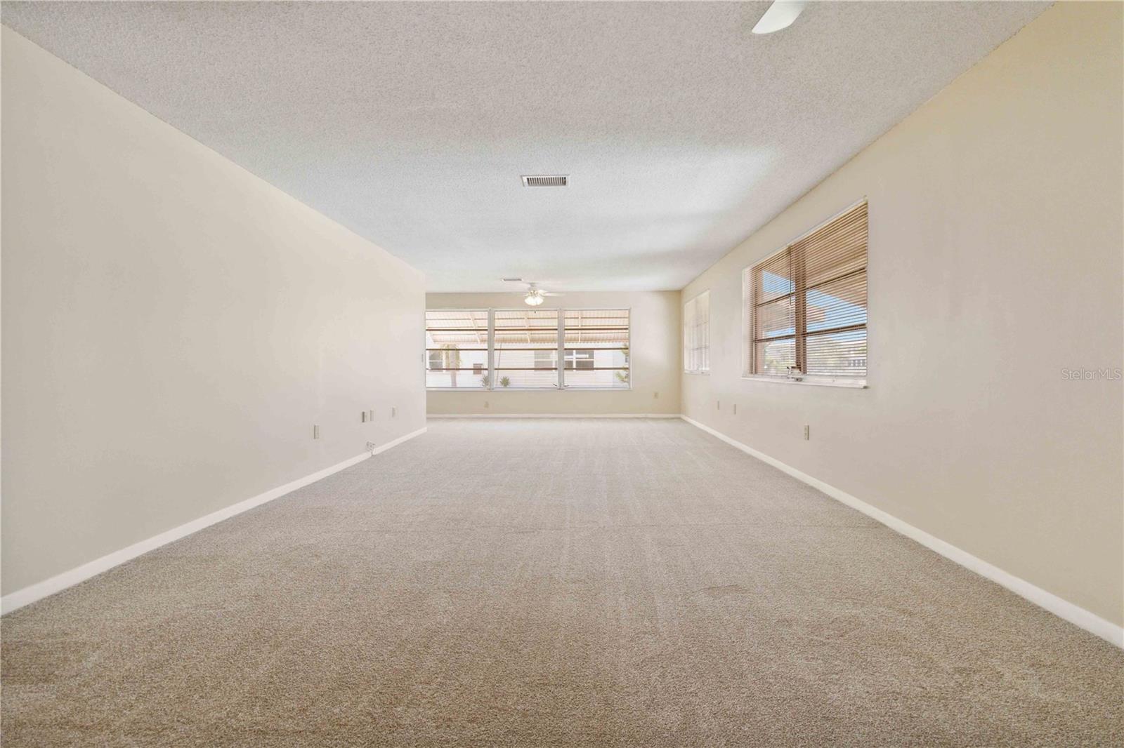 Image 13 of 30 For 5623 80th Street N 202