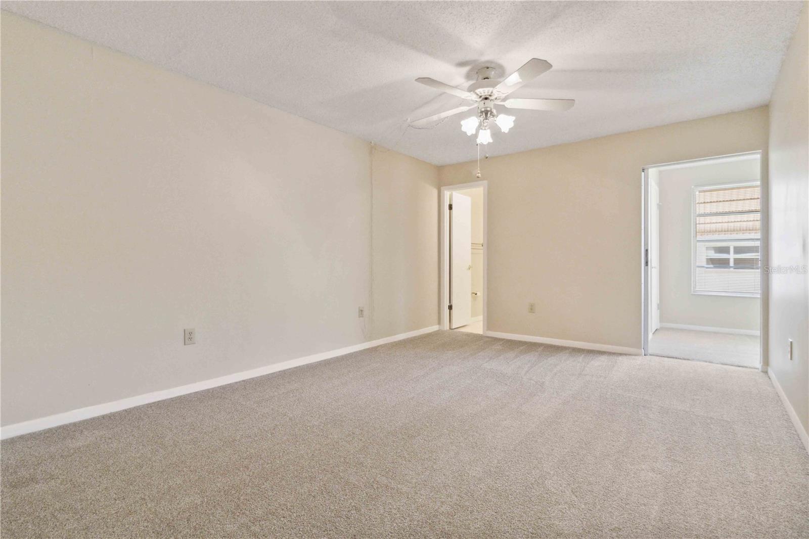 Image 19 of 30 For 5623 80th Street N 202