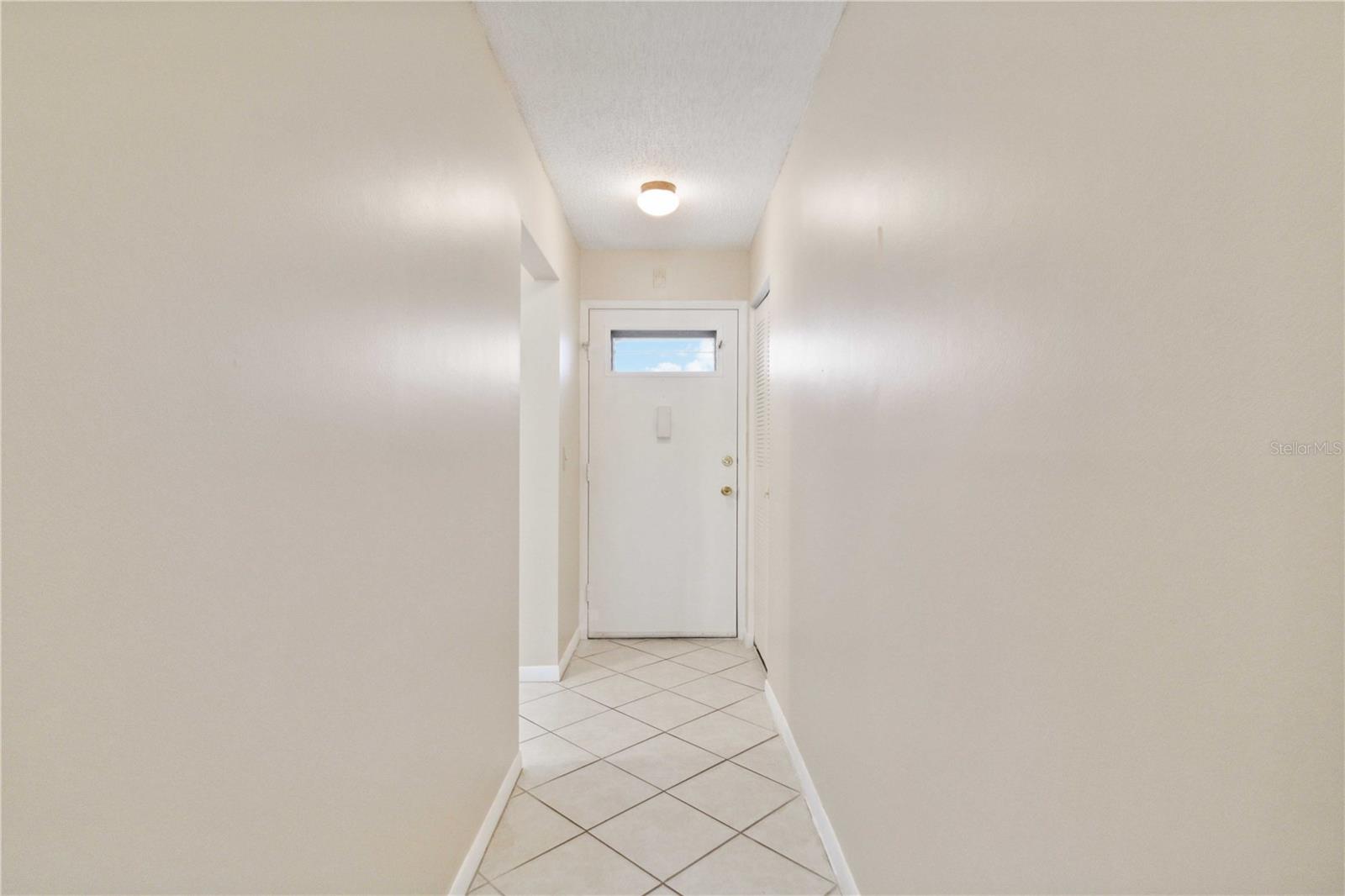 Image 7 of 30 For 5623 80th Street N 202