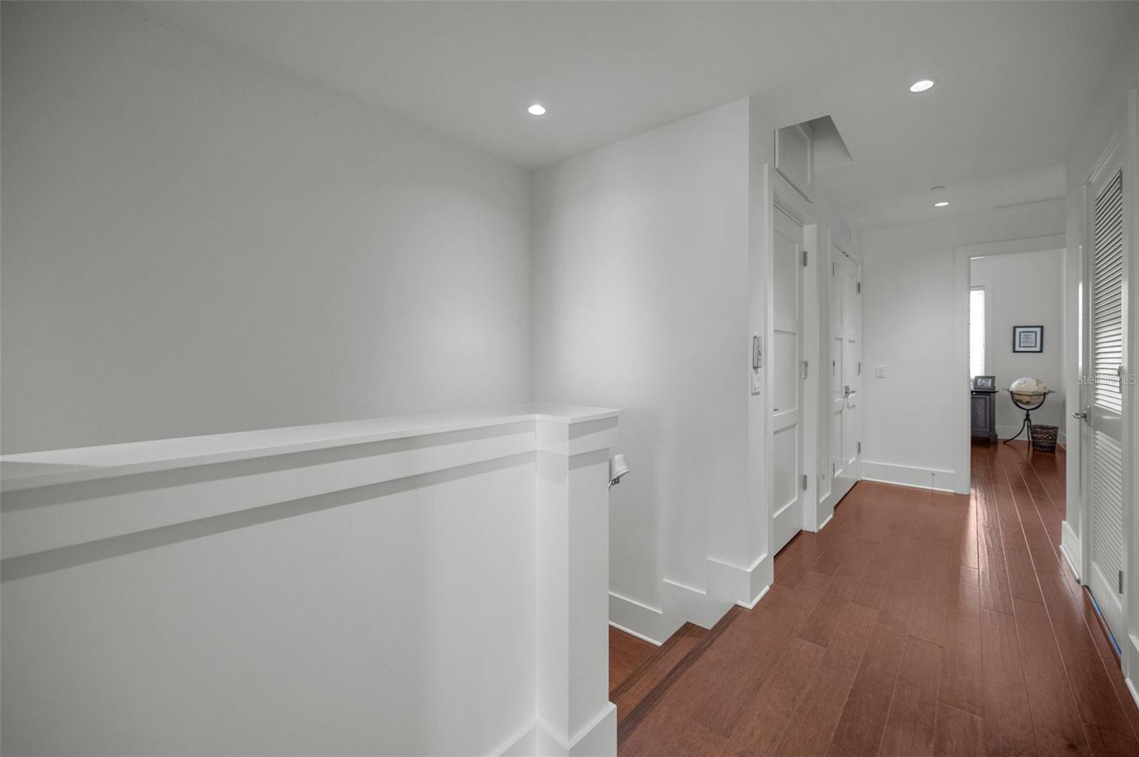 Listing photo id 20 for 15 Palm Terrace