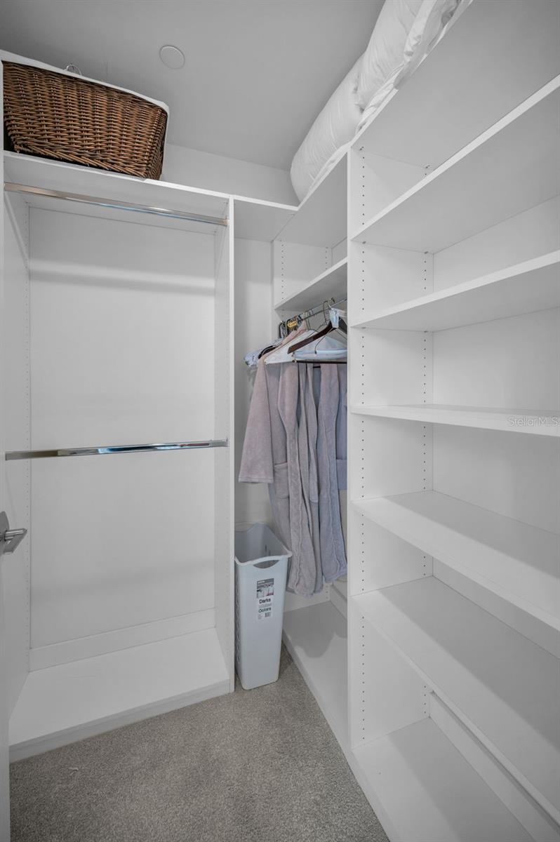 Listing photo id 29 for 15 Palm Terrace