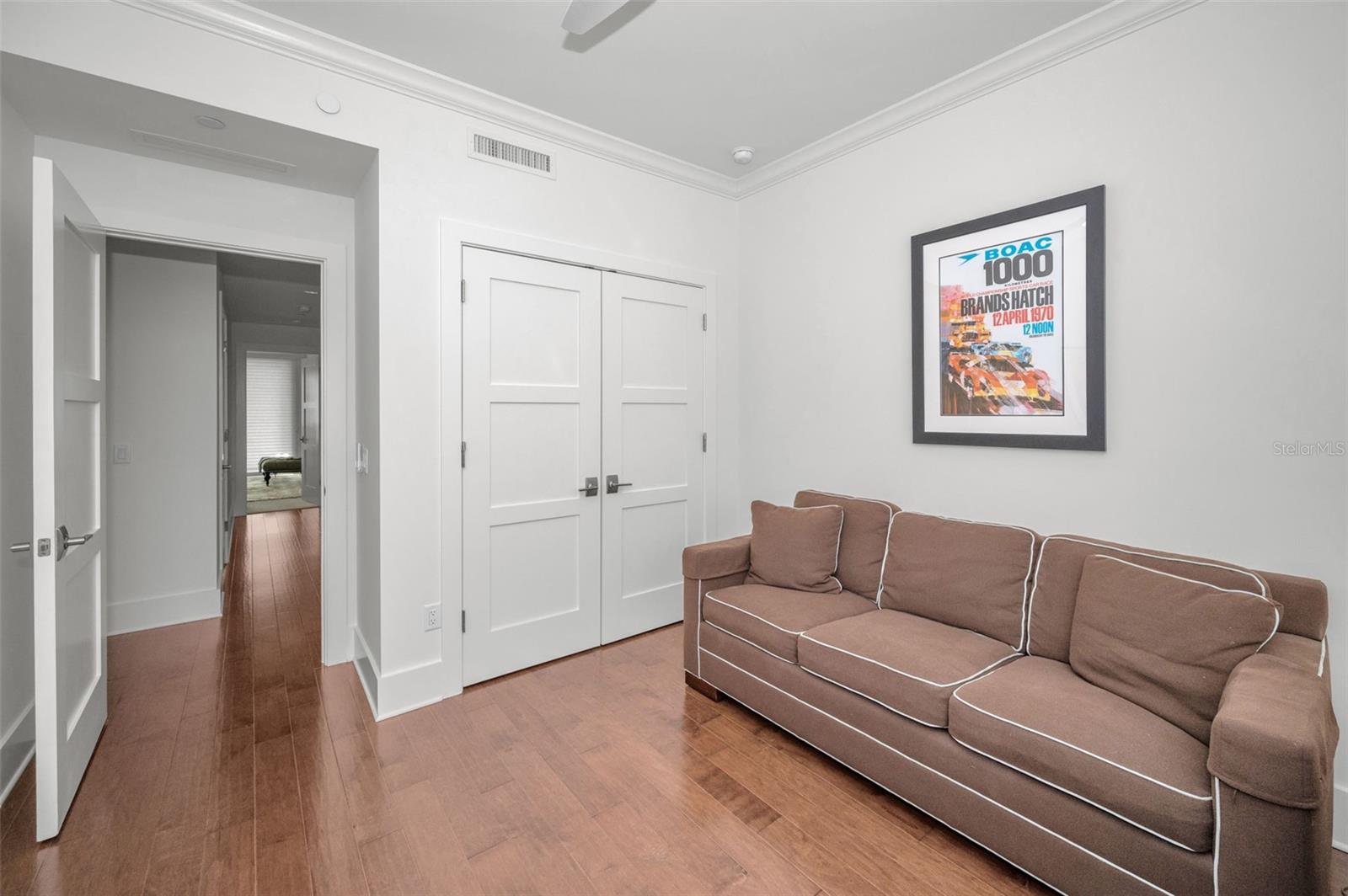 Listing photo id 38 for 15 Palm Terrace