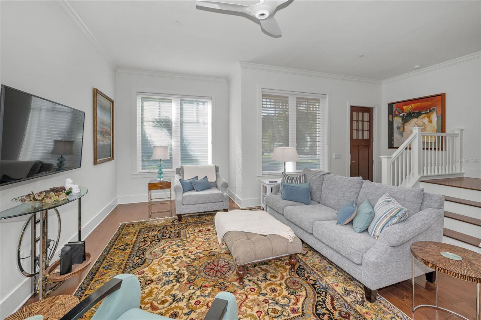 Listing photo id 4 for 15 Palm Terrace