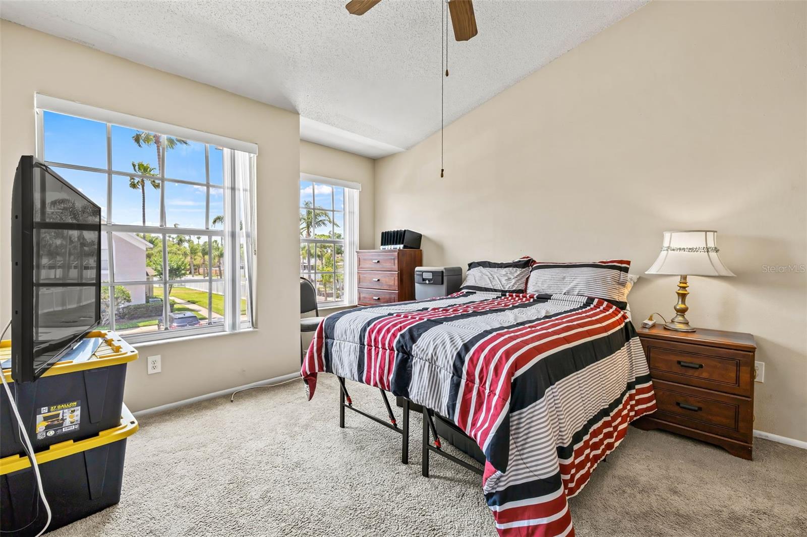 Image 15 of 30 For 732 Kensington Lake Circle
