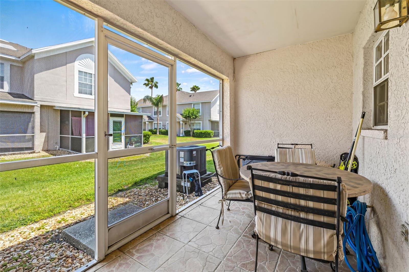 Image 23 of 30 For 732 Kensington Lake Circle
