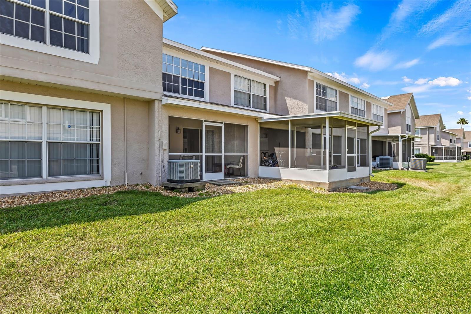 Image 24 of 30 For 732 Kensington Lake Circle