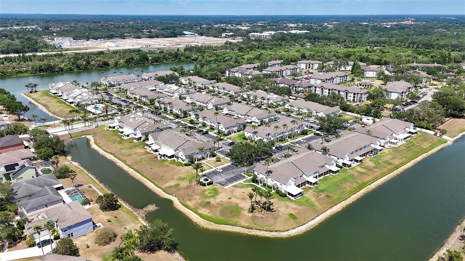 Image 25 of 30 For 732 Kensington Lake Circle