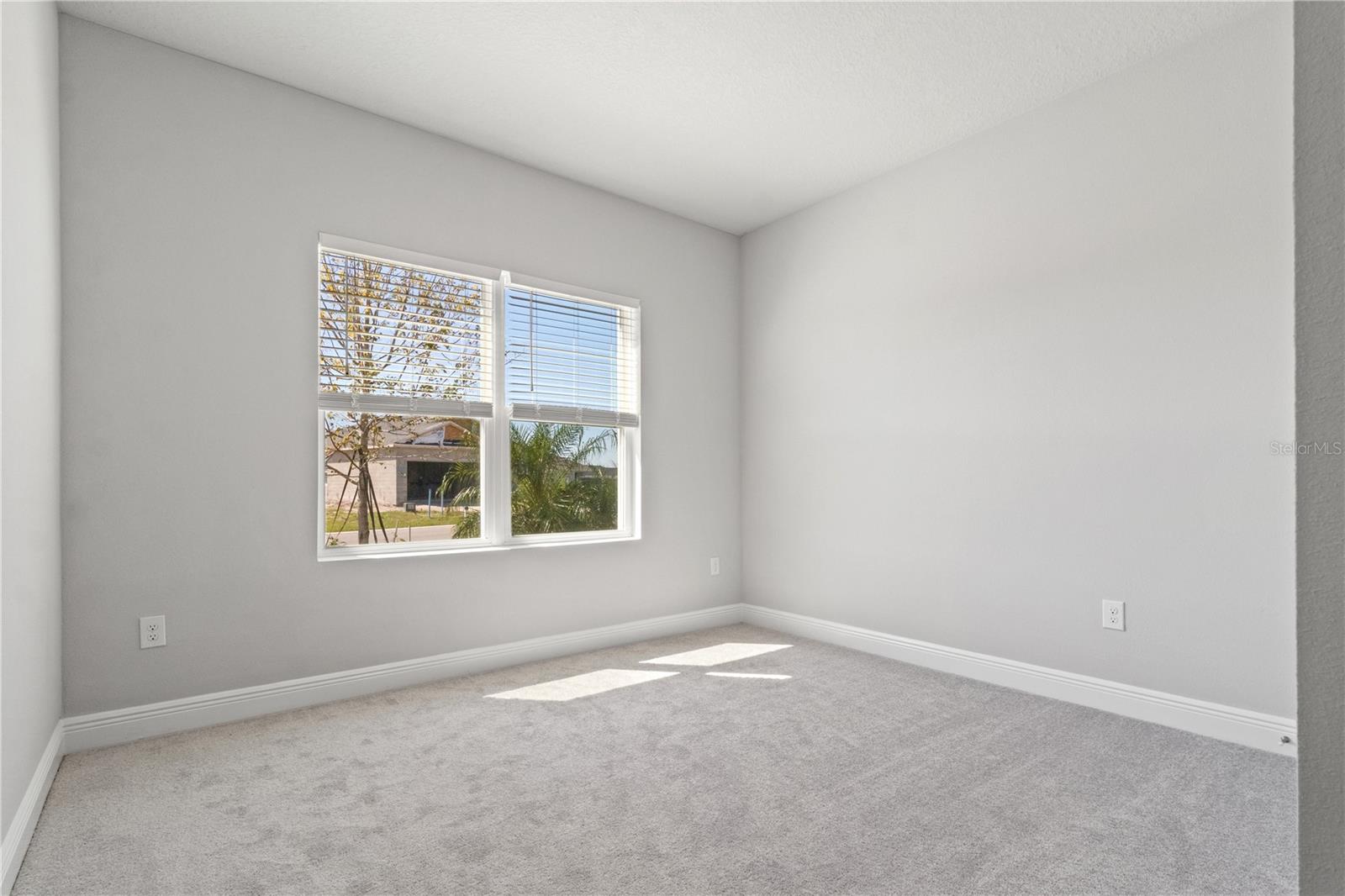 Image 17 of 33 For 11904 Richmond Trail