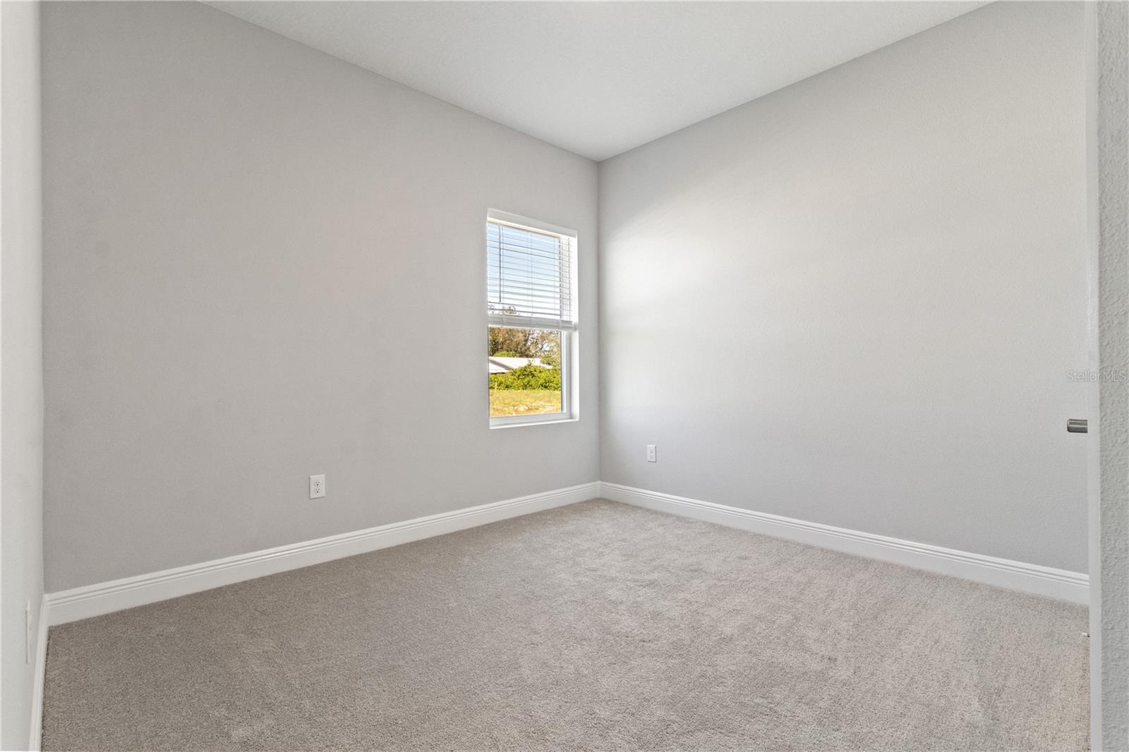 Image 21 of 33 For 11904 Richmond Trail