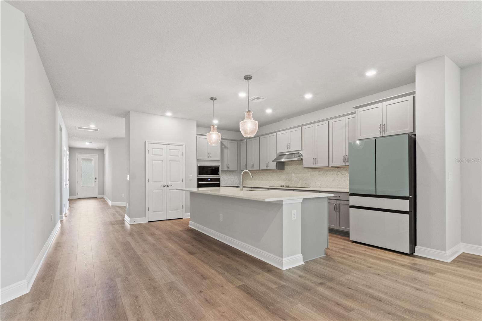 Image 4 of 33 For 11904 Richmond Trail