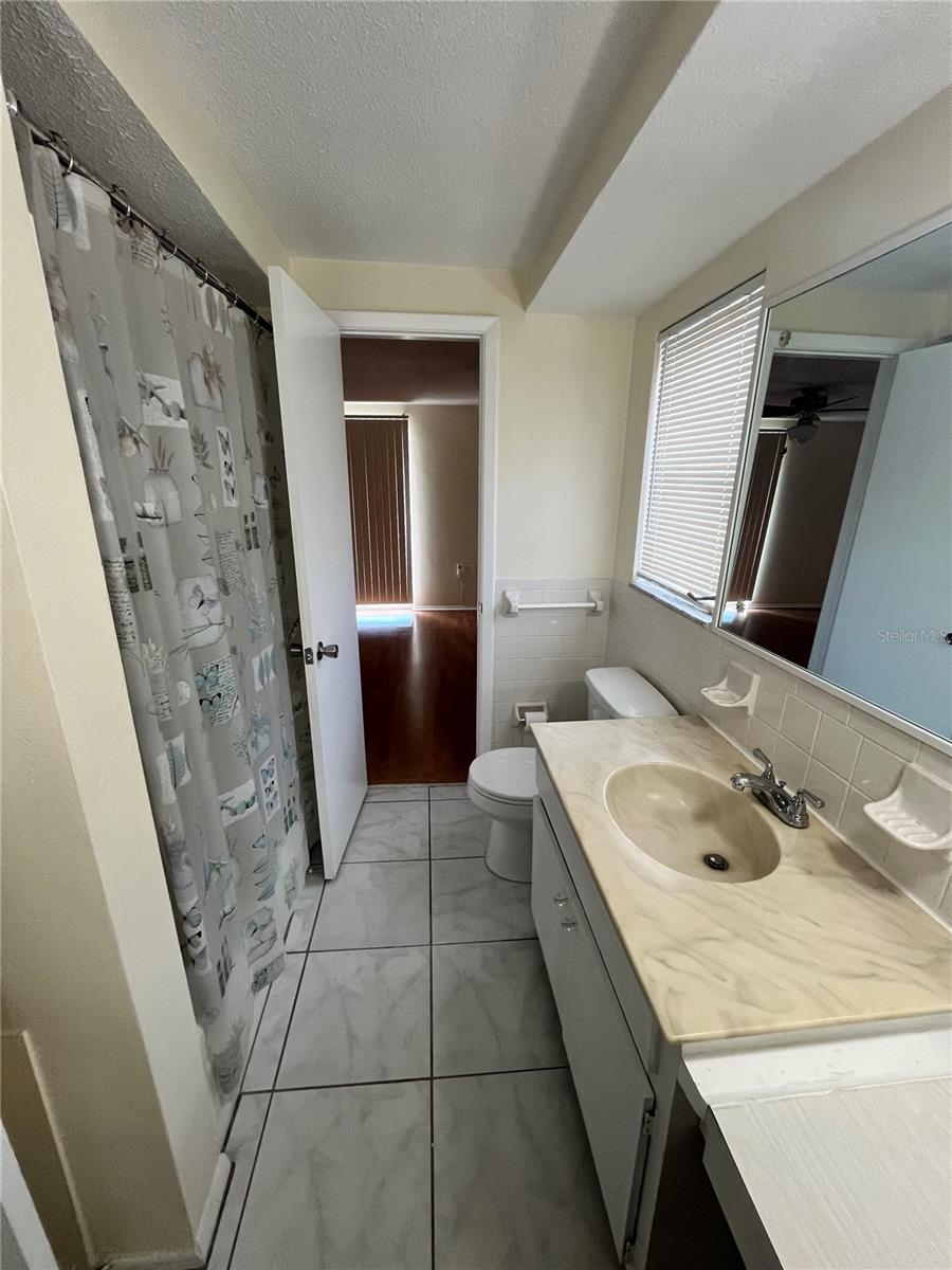 Image 15 of 21 For 7403 Populus Drive