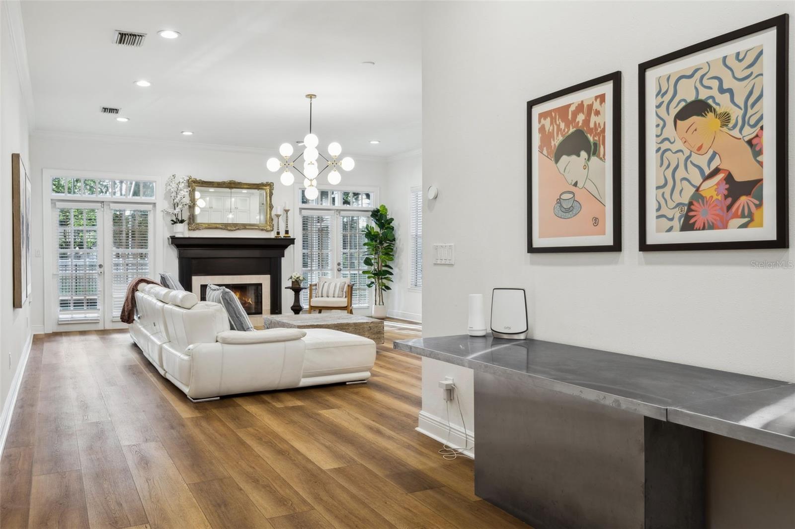 Image 12 of 55 For 15704 Mifflin Court