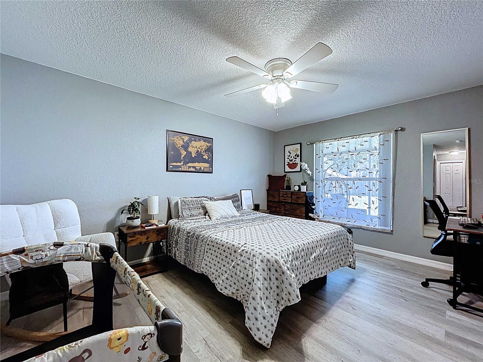 Image 30 of 69 For 21626 Rosewood Court