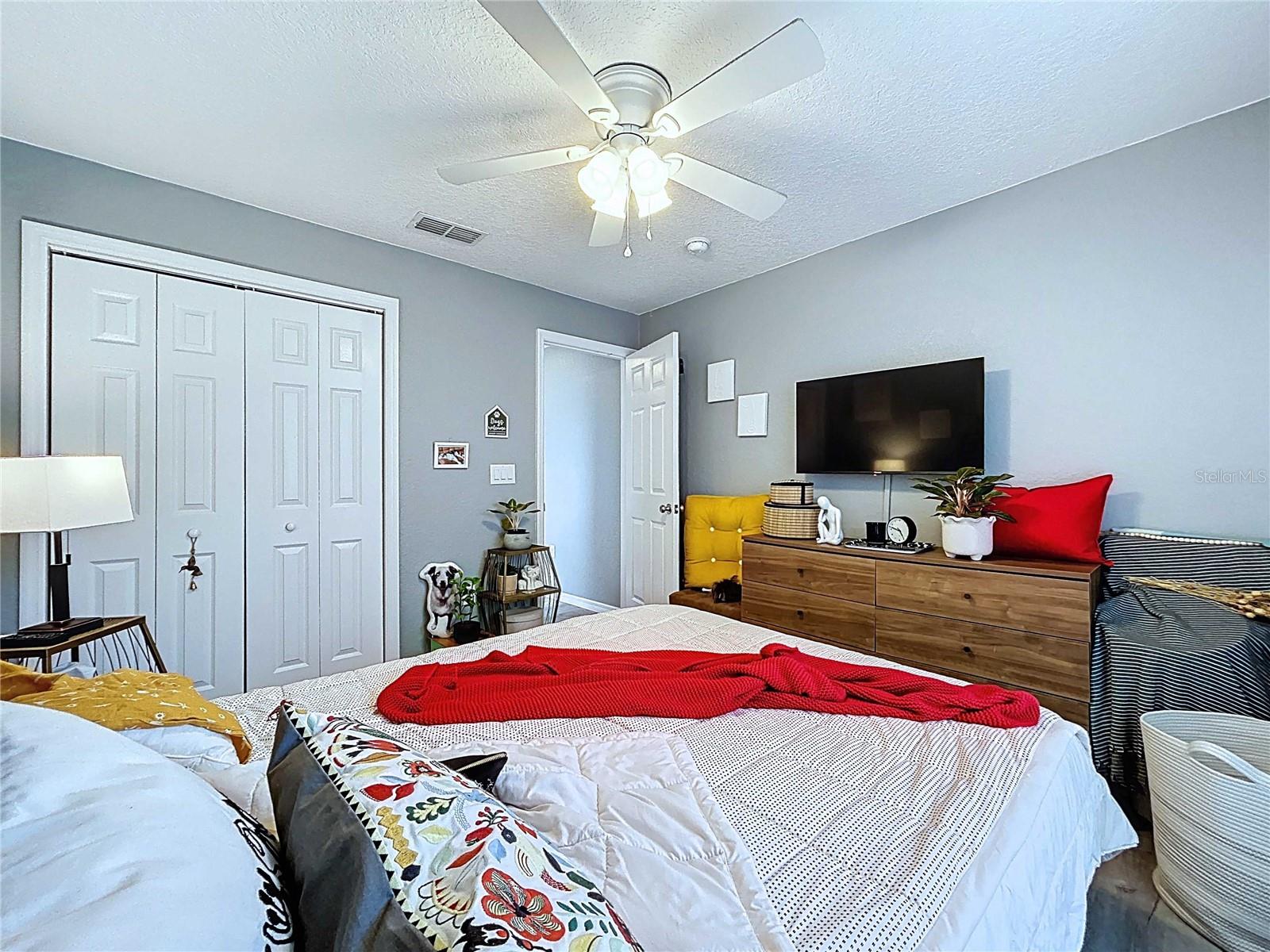 Image 35 of 69 For 21626 Rosewood Court