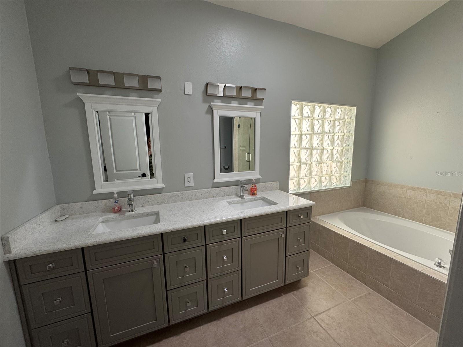 Image 12 of 31 For 1608 Fox Glen Court