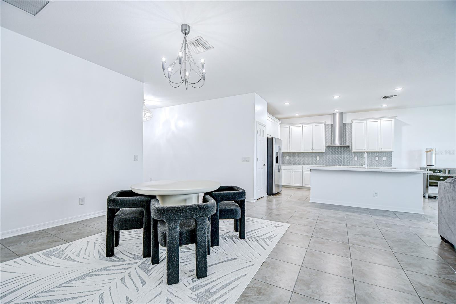Image 17 of 51 For 18657 Obregan Drive