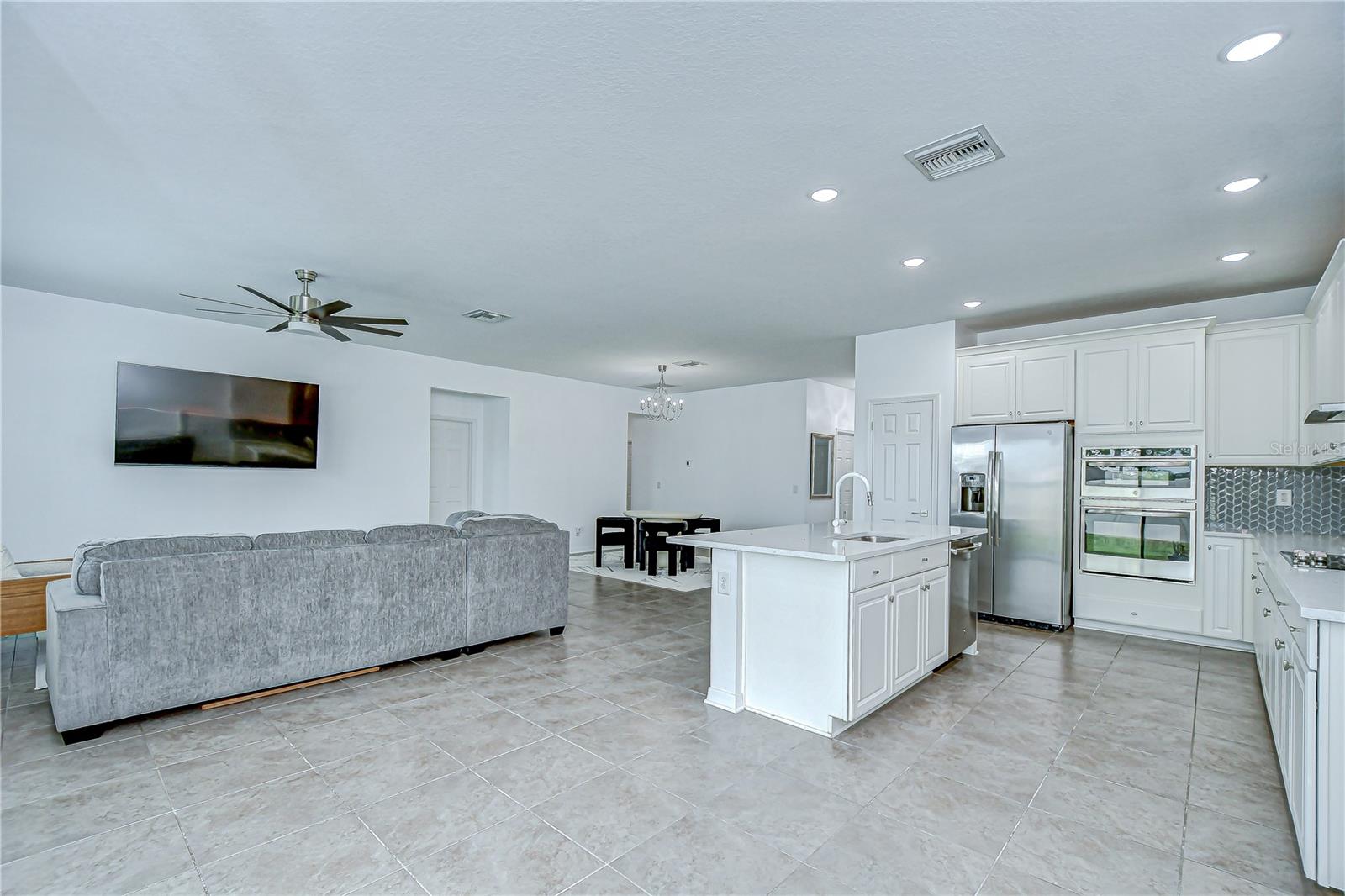 Image 18 of 51 For 18657 Obregan Drive