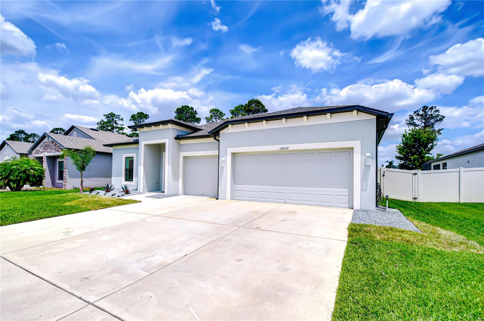 Image 3 of 51 For 18657 Obregan Drive